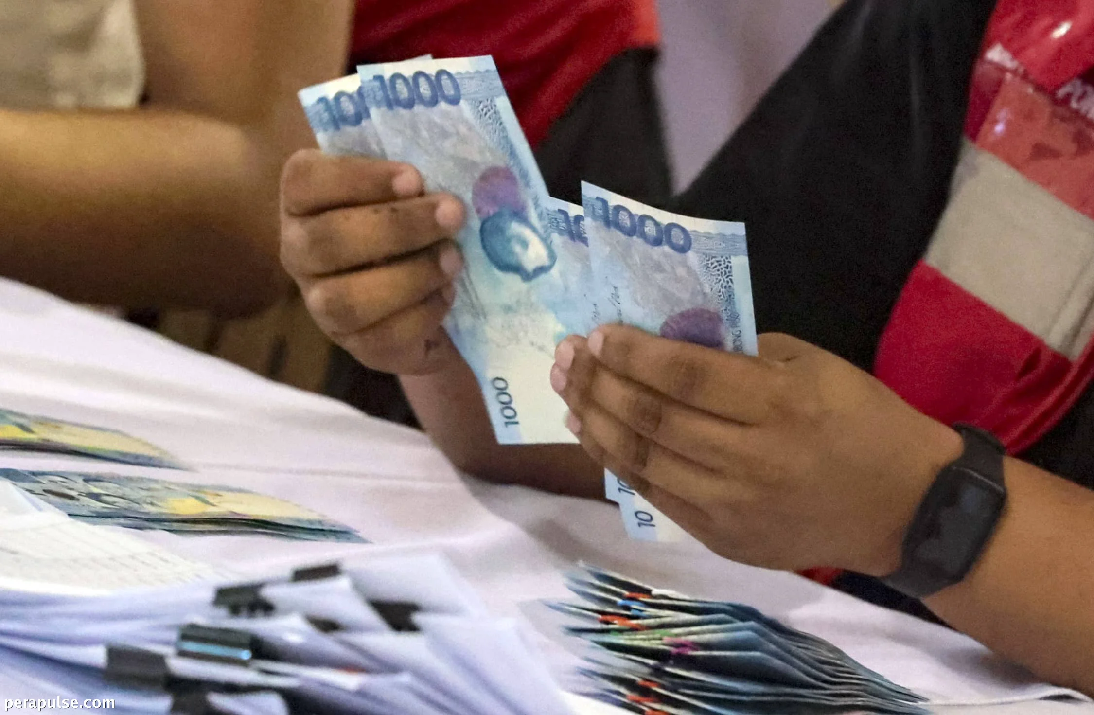 104 Mag-aaral at Magulang ang Tumanggap ng Cash Aid mula sa DSWD Tutoring Program