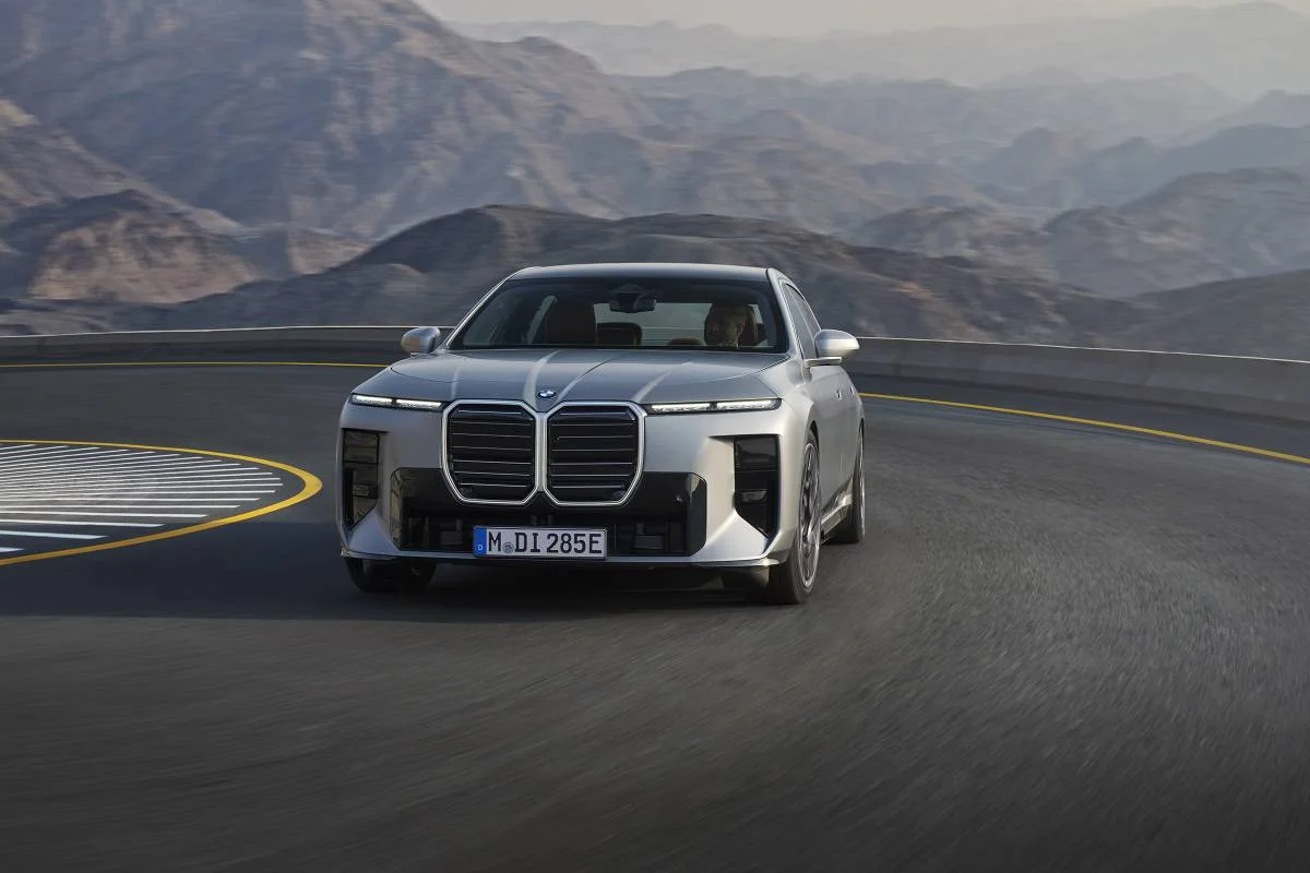 2026 BMW 7 Series: Luxury Meets Next-Gen Tech with 720 km EV Range