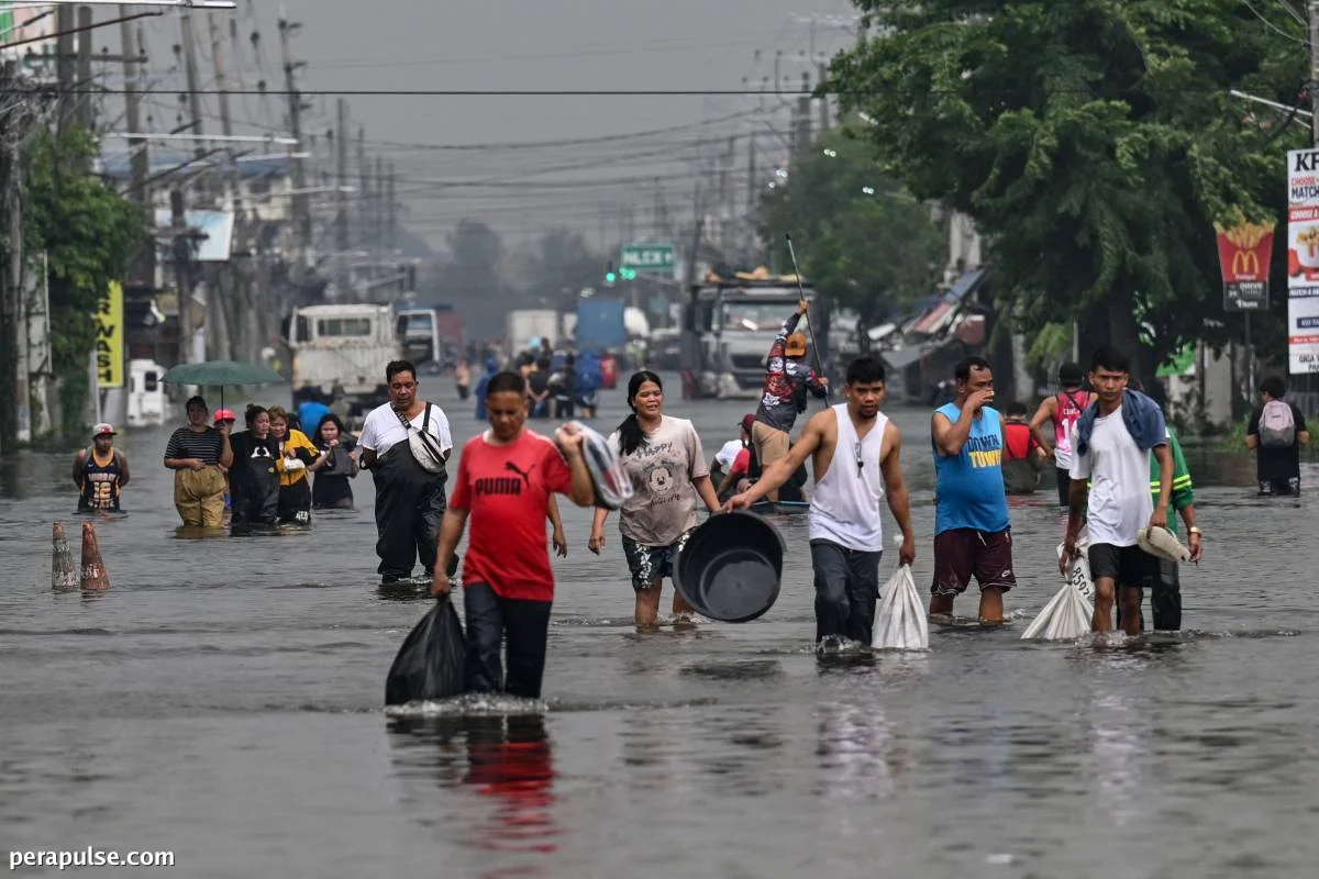 330 Nayon sa Pampanga Patuloy na Nalubog sa Tubig Dahil sa Malakas na Ulan
