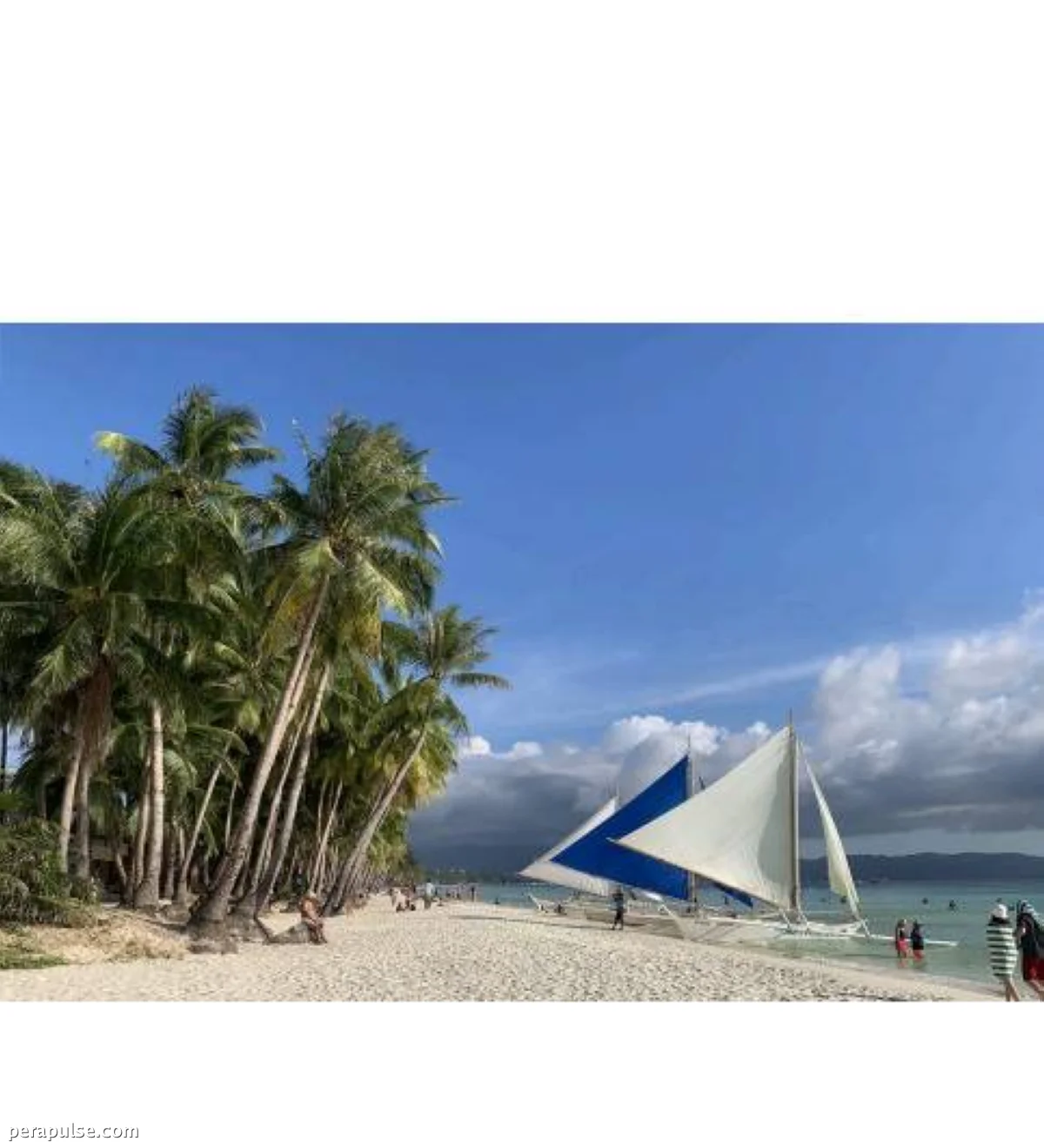 Isang Gabay ng Mahilig sa Pagkain sa Beachfront Dining Trail ng Boracay