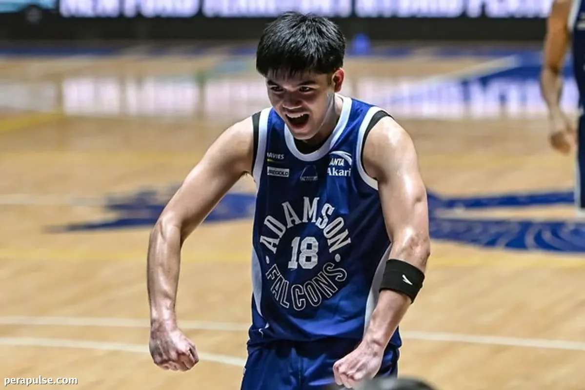 Adamson's Erolon Shines in Final Moments Against La Salle in UAAP Showdown