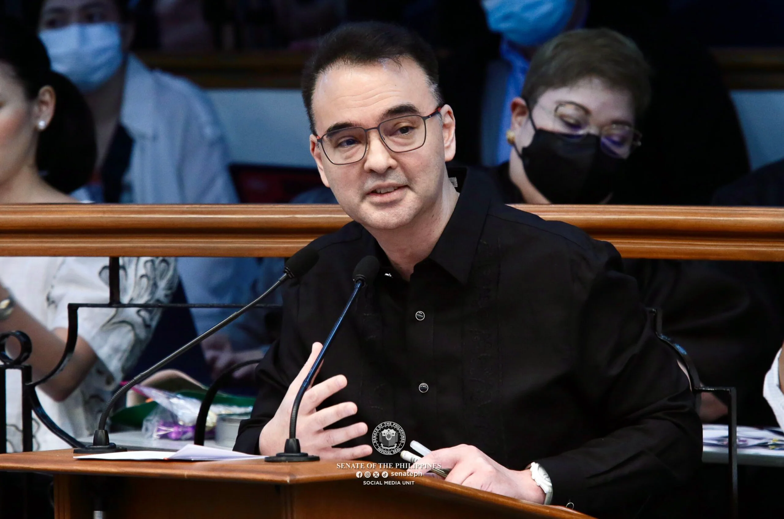 Si Alan Cayetano Inihalal Bilang Bagong Pangulo ng Senado, Si Sotto Nawala sa Puwesto