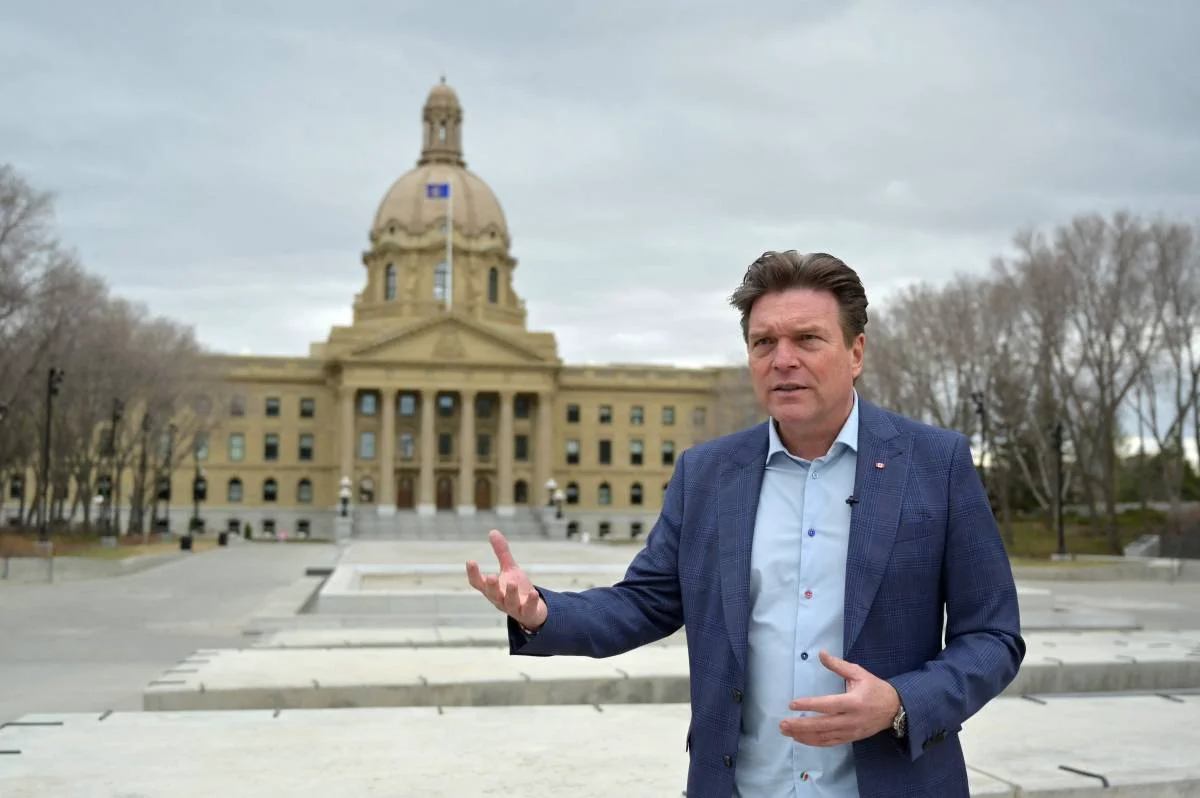 Mga Separatista ng Alberta Nagtutulak para sa Boto ng Kalayaan na may 300,000 Lagda