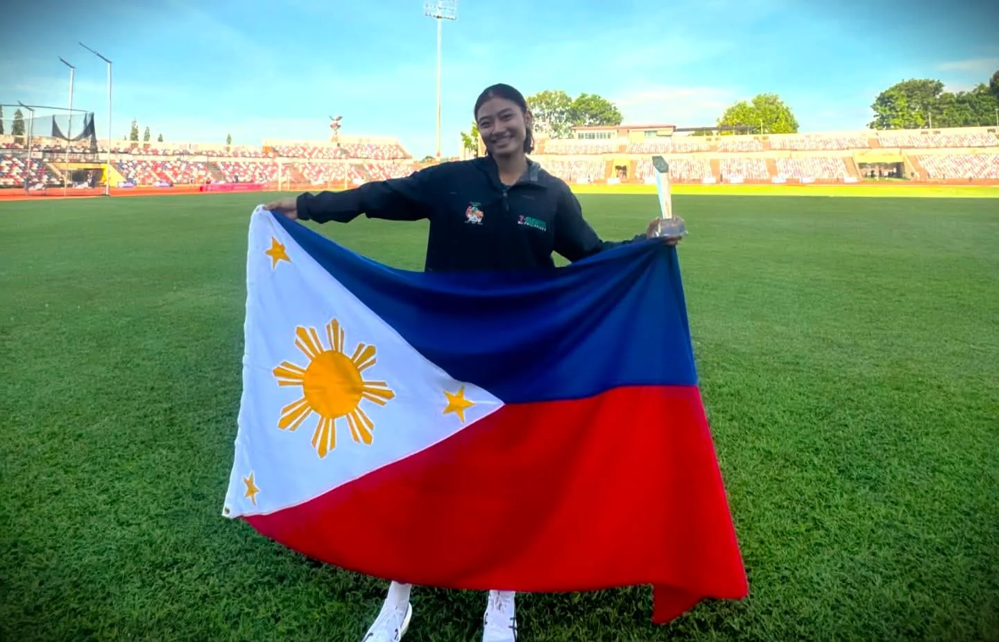 Nanalo ng Ginto si Asia Paraase sa Borneo International Marathon sa Malaysia