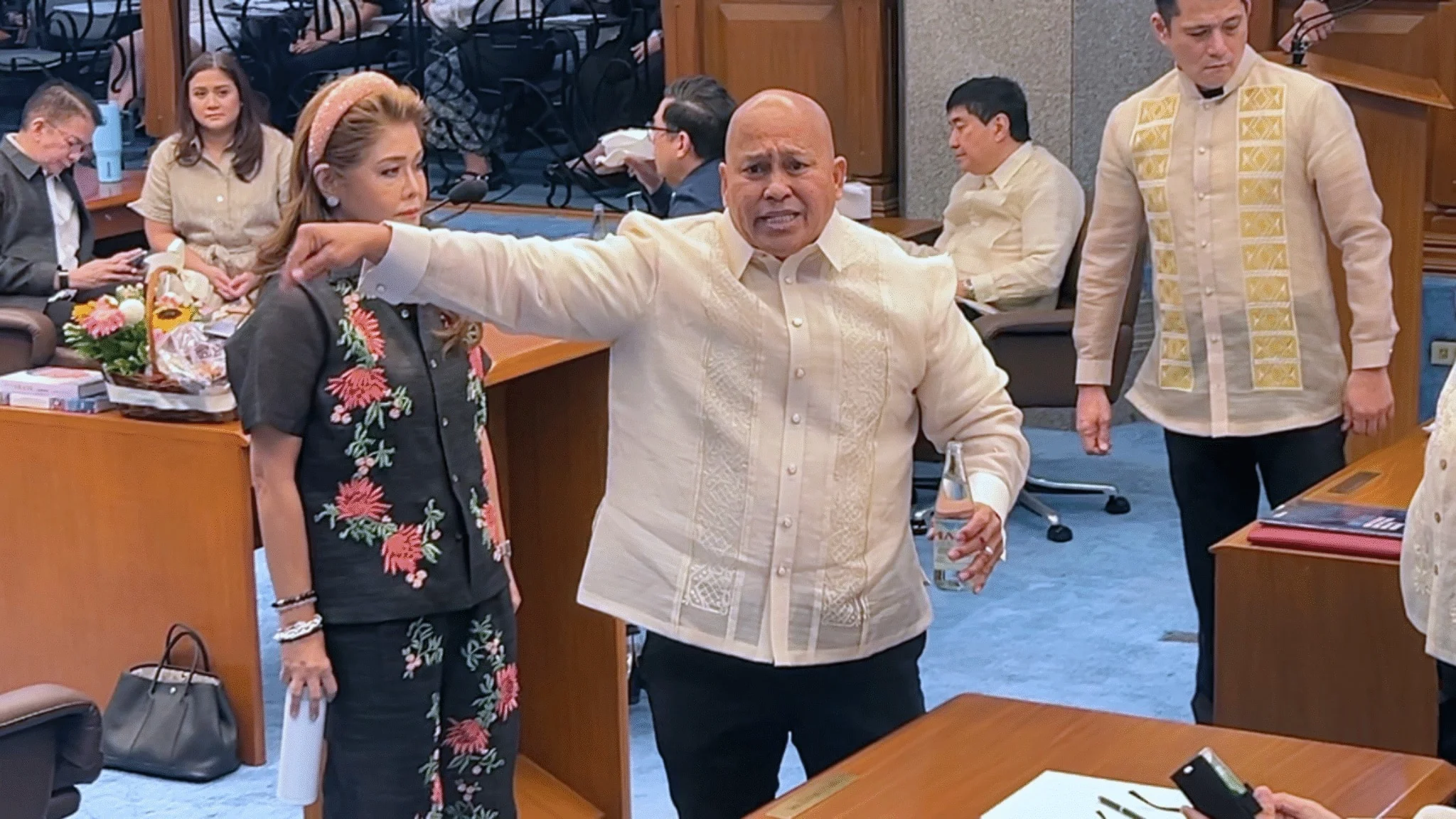 Bato Dela Rosa at NBI Nagkasagutan Tungkol sa Umuusbong na Insidente ng Pag-aresto