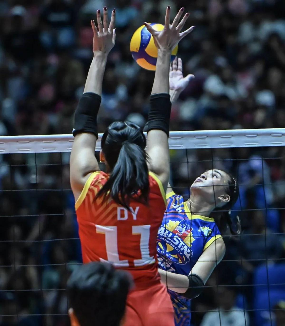Nangunguna si Bella Belen bilang MVP ng PVL All-Star sa mga Beteranong Volleyball