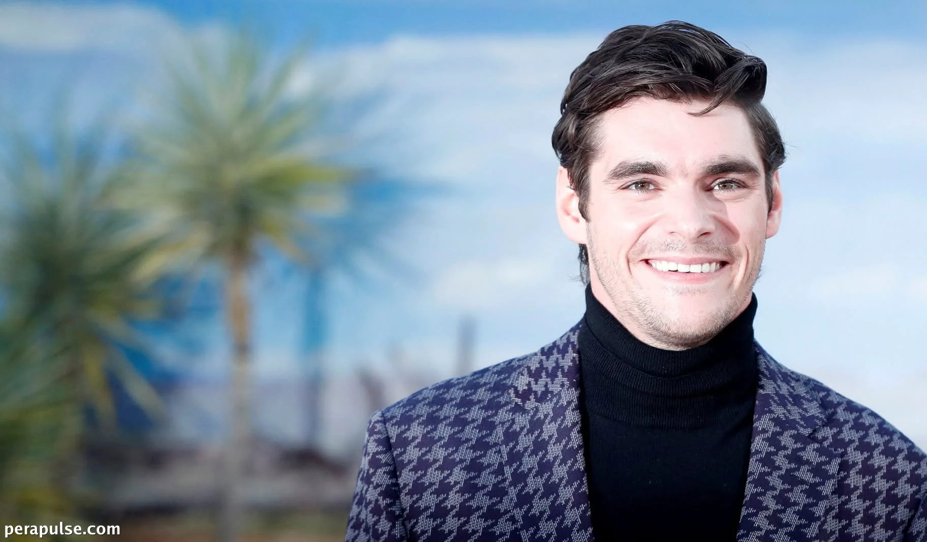 Pumanaw ang 'Breaking Bad' Actor na si RJ Mitte sa Edad na 34, Nag-iwan ng Pamana ng Pagsusulong