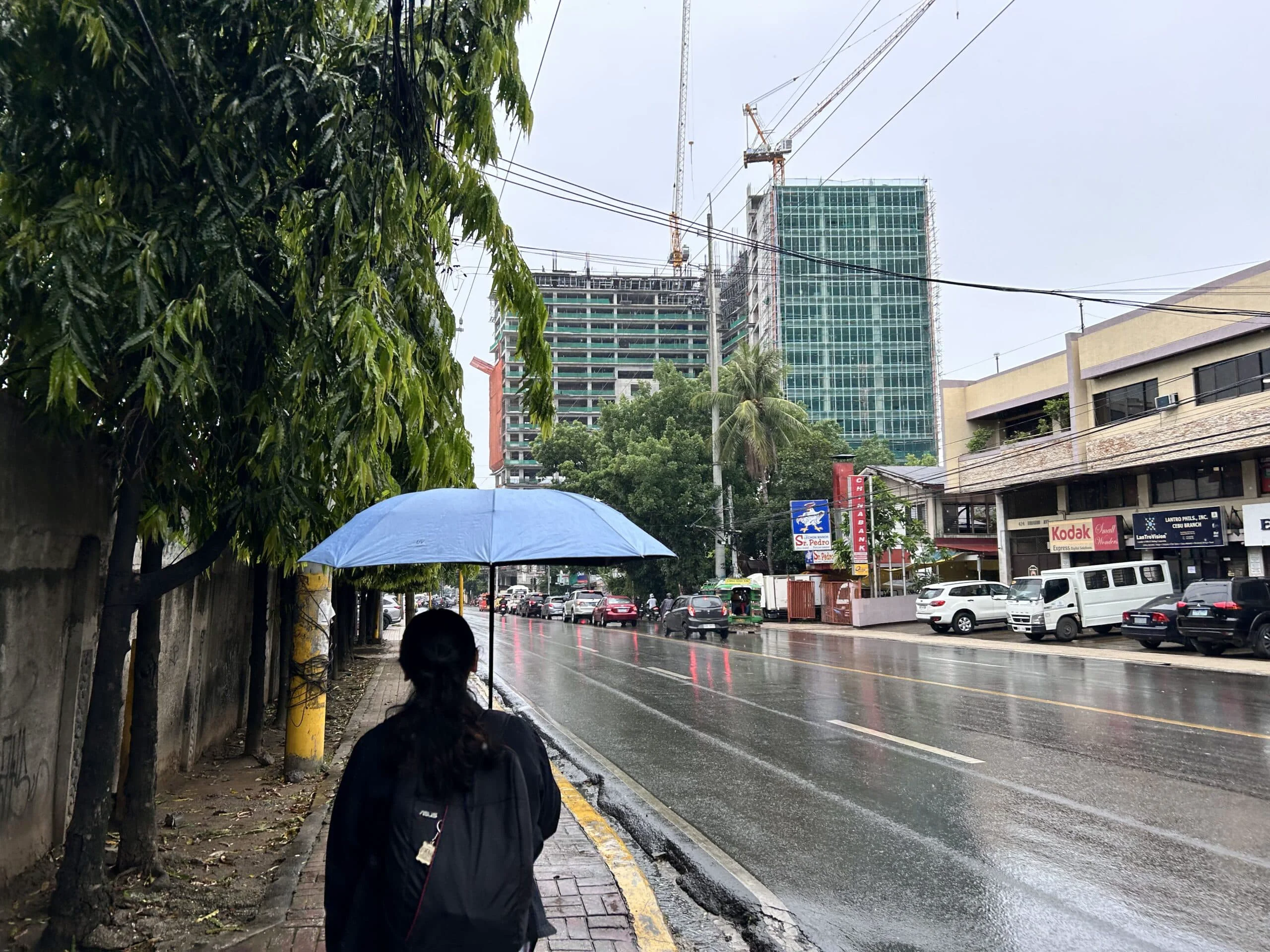 Cebu Nahaharap sa Ulan at Kidlat sa Huwebes Dahil sa LPA