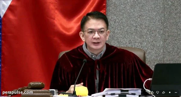 'Chiz na may keso': Ang malambot na laruan ni Escudero ay pumukaw ng atensyon sa impeachment ng Senado