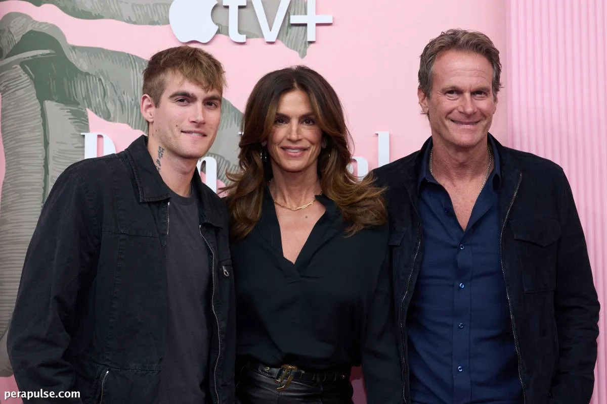 Si Cindy Crawford ay Nagdadalamhati sa Kamatayan ng Kanyang Anak na si Presley sa Edad na 27