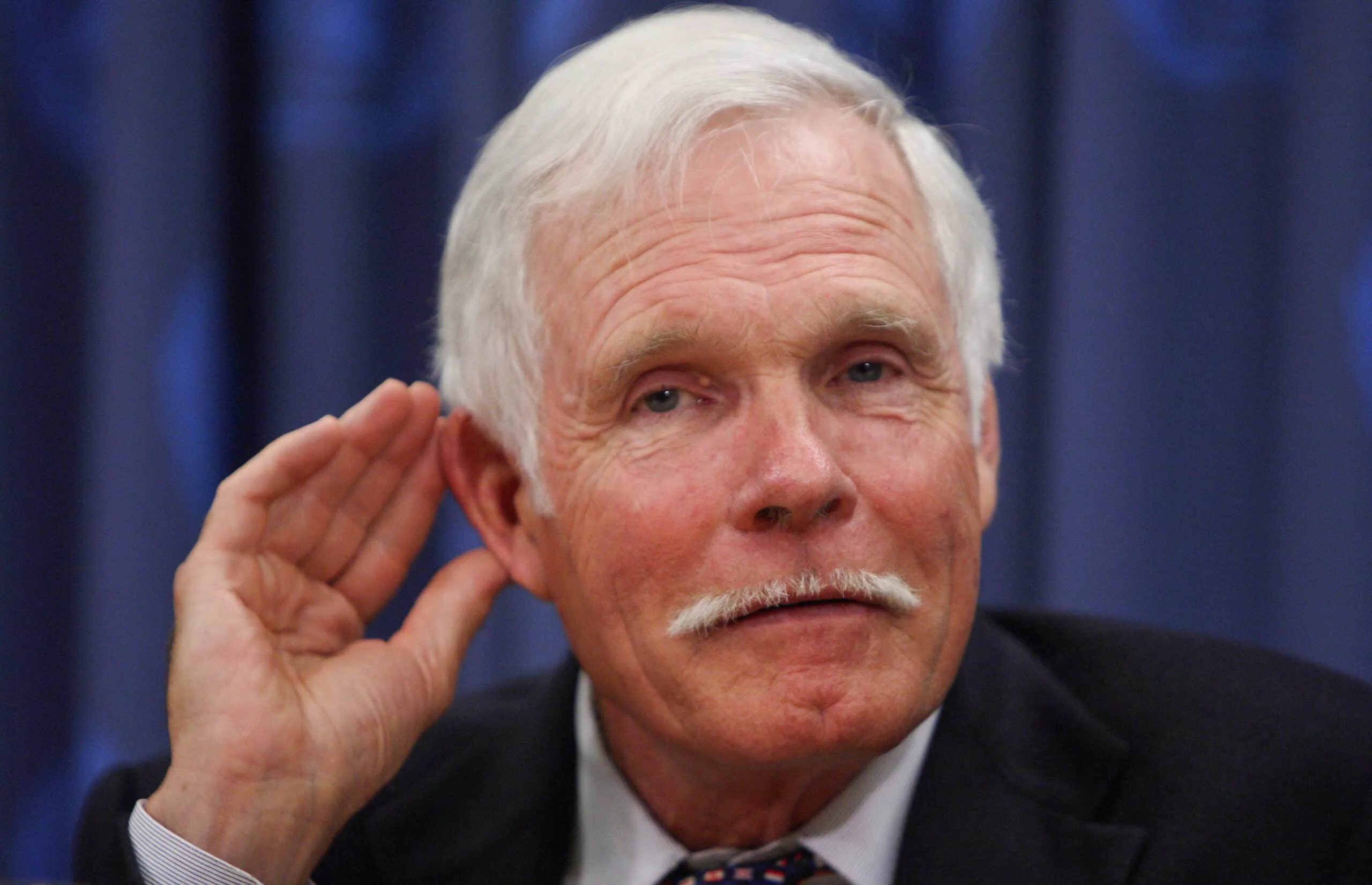 Pumanaw si Ted Turner, Tagapagtatag ng CNN, sa Edad na 87, Nag-iwan ng Walang Hanggang Pamana