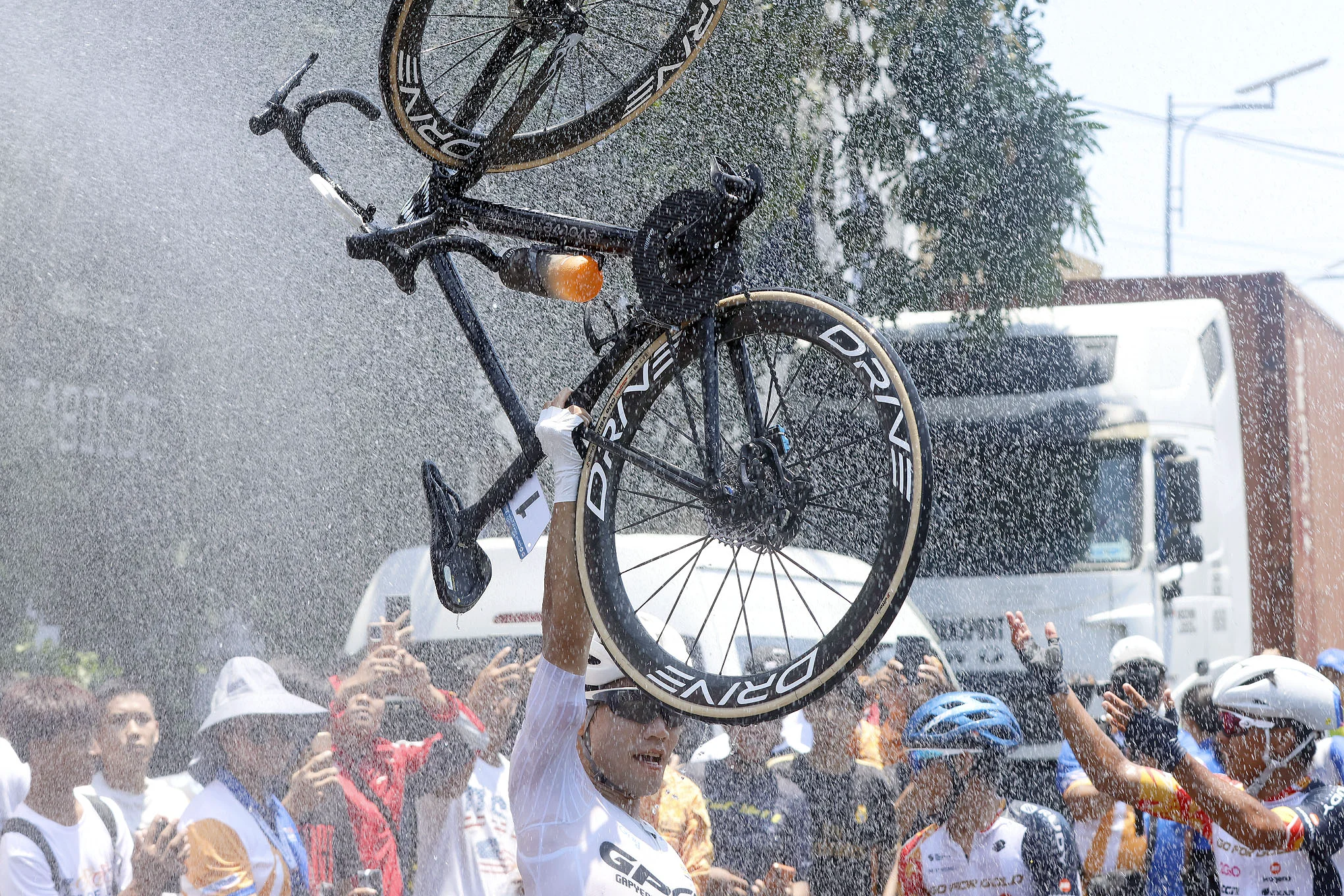 Defending Champion Joo Dominates Stage 11 of Tour of Luzon