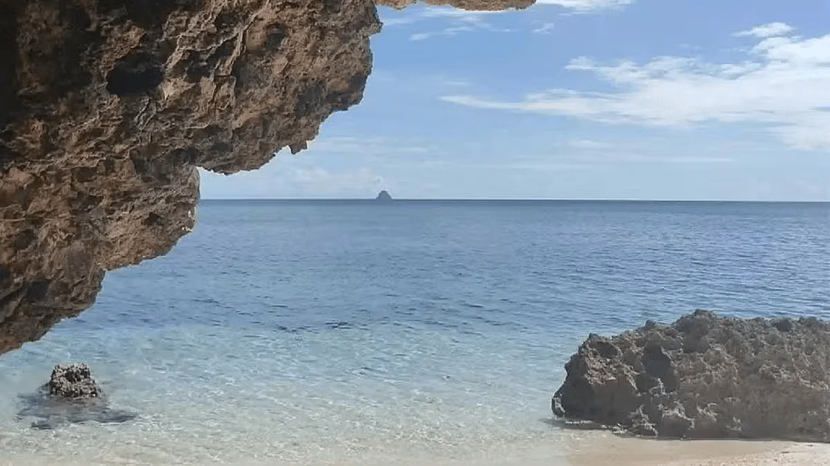 Tuklasin ang Tahimik na Kagandahan ng Carnaza Island: Isang Nakatagong Hiyas sa Cebu