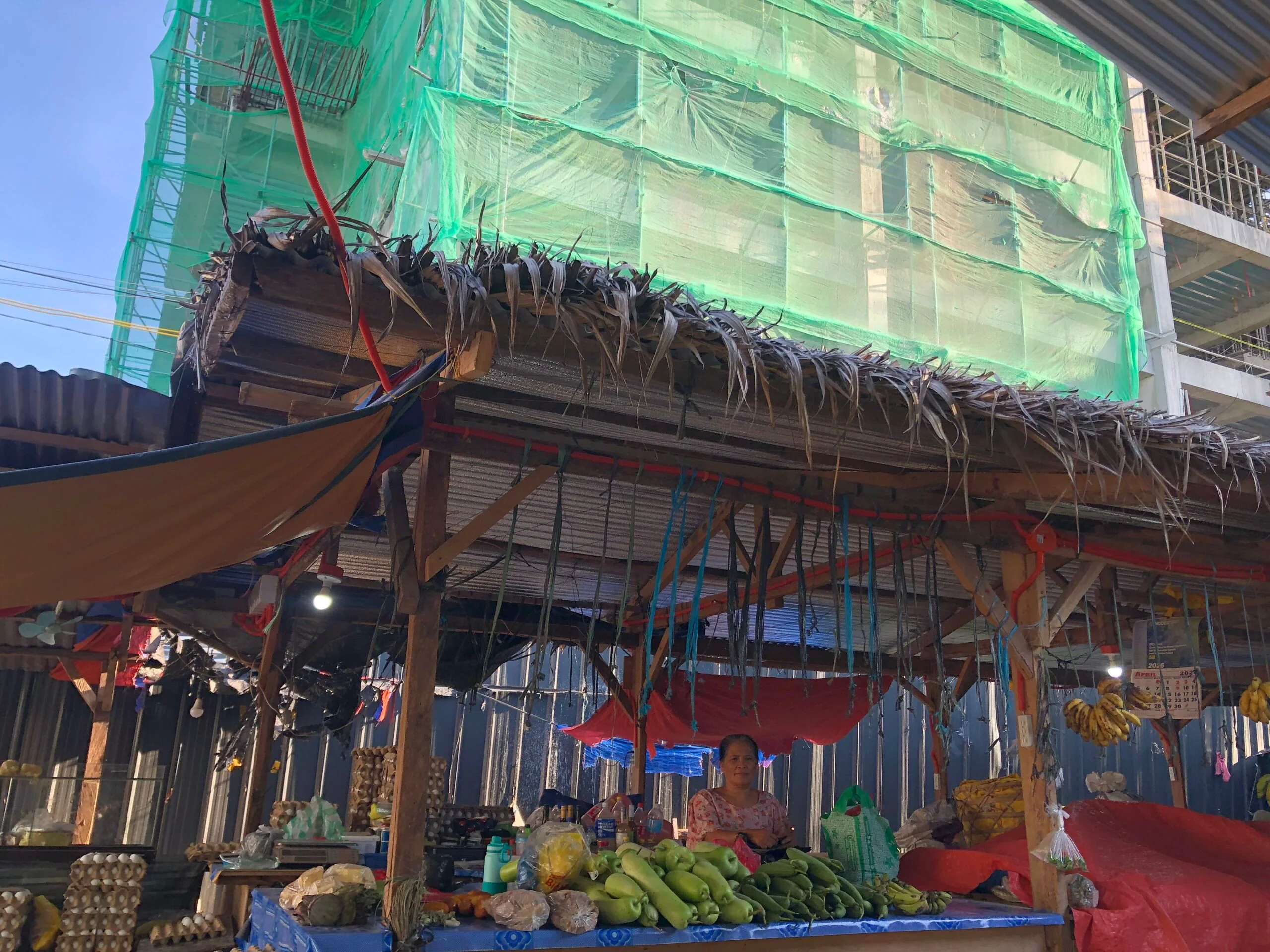 Dumaguete Vendors Humihiling ng Mas Mabuting Plano sa Relokasyon Matapos ang Paglipat