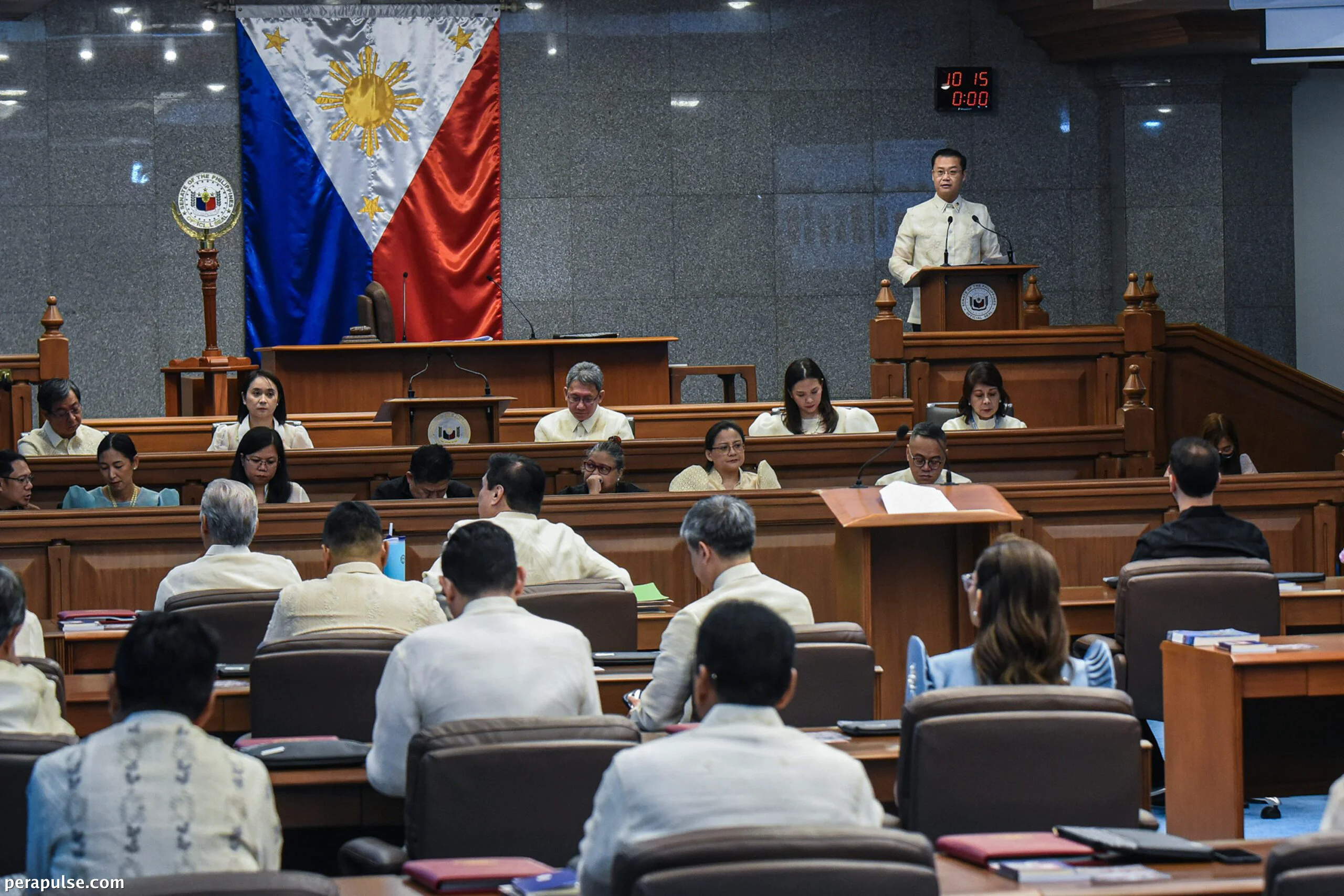 EXPLAINER: Bakit Libre ang mga Senador na Maglakbay Nang Walang Senate Clearance