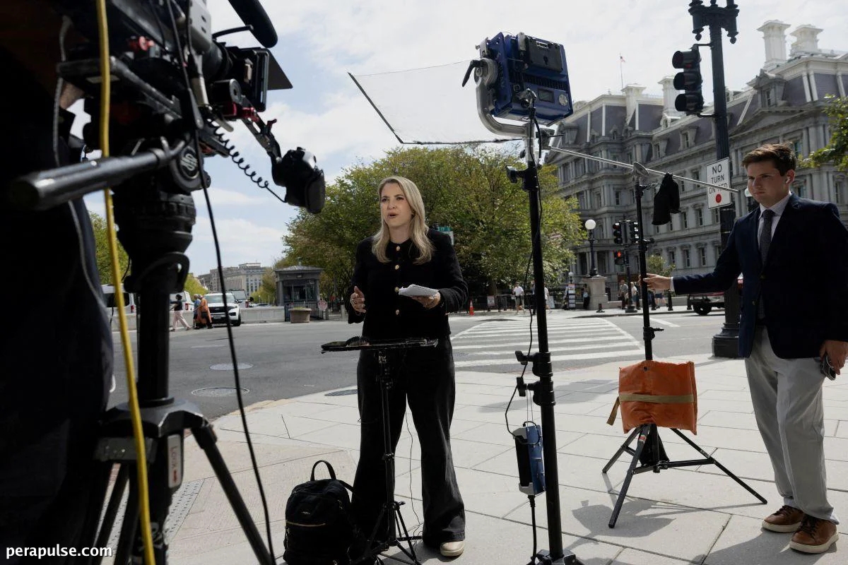 Pederal na Hukom Nagpatibay ng Access sa White House para sa CNN, MS NOW, Politico sa Gitna ng Legal na Alitan