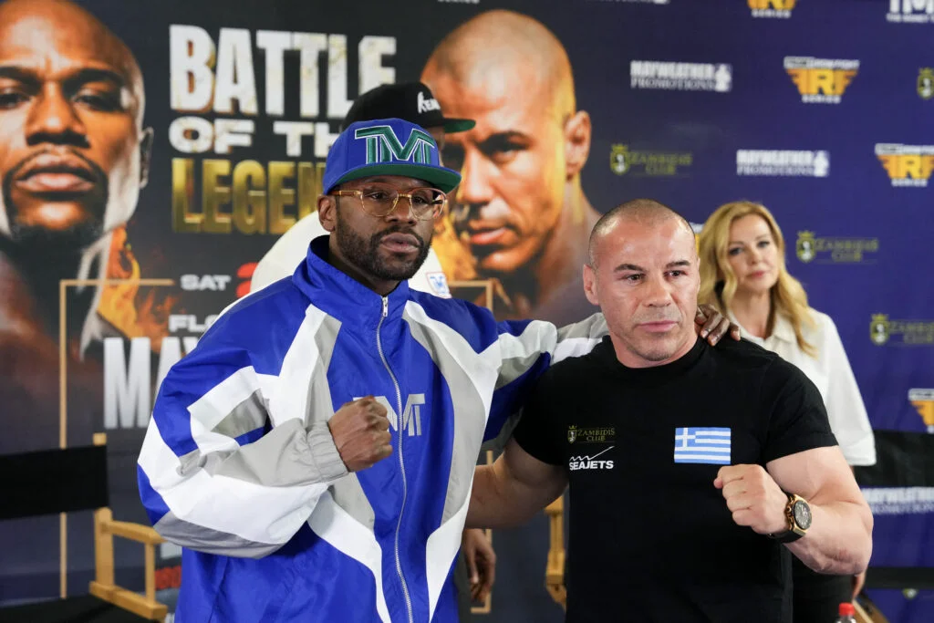 Floyd Mayweather Makakaharap si Mike Zambidis sa Exhibition Match sa Athens