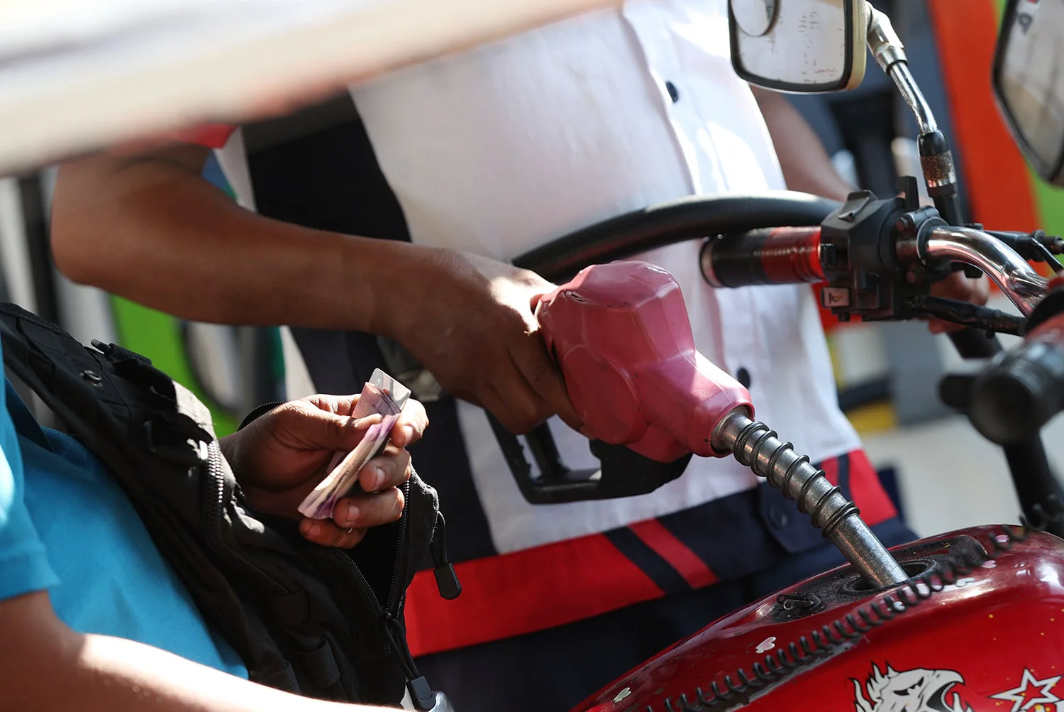 Muling Tataas ang Presyo ng Langis: Diesel at Gasolina Itataas sa Mayo 5
