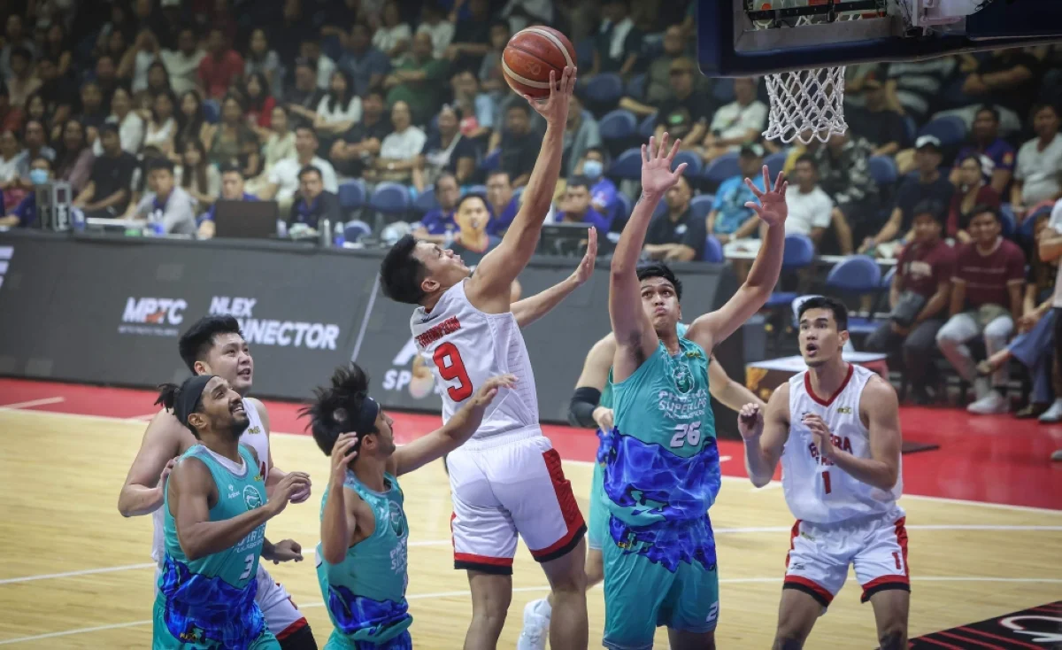 Inilunsad ng Ginebra ang Kampanya sa Playoffs Laban sa Phoenix Fuel Masters