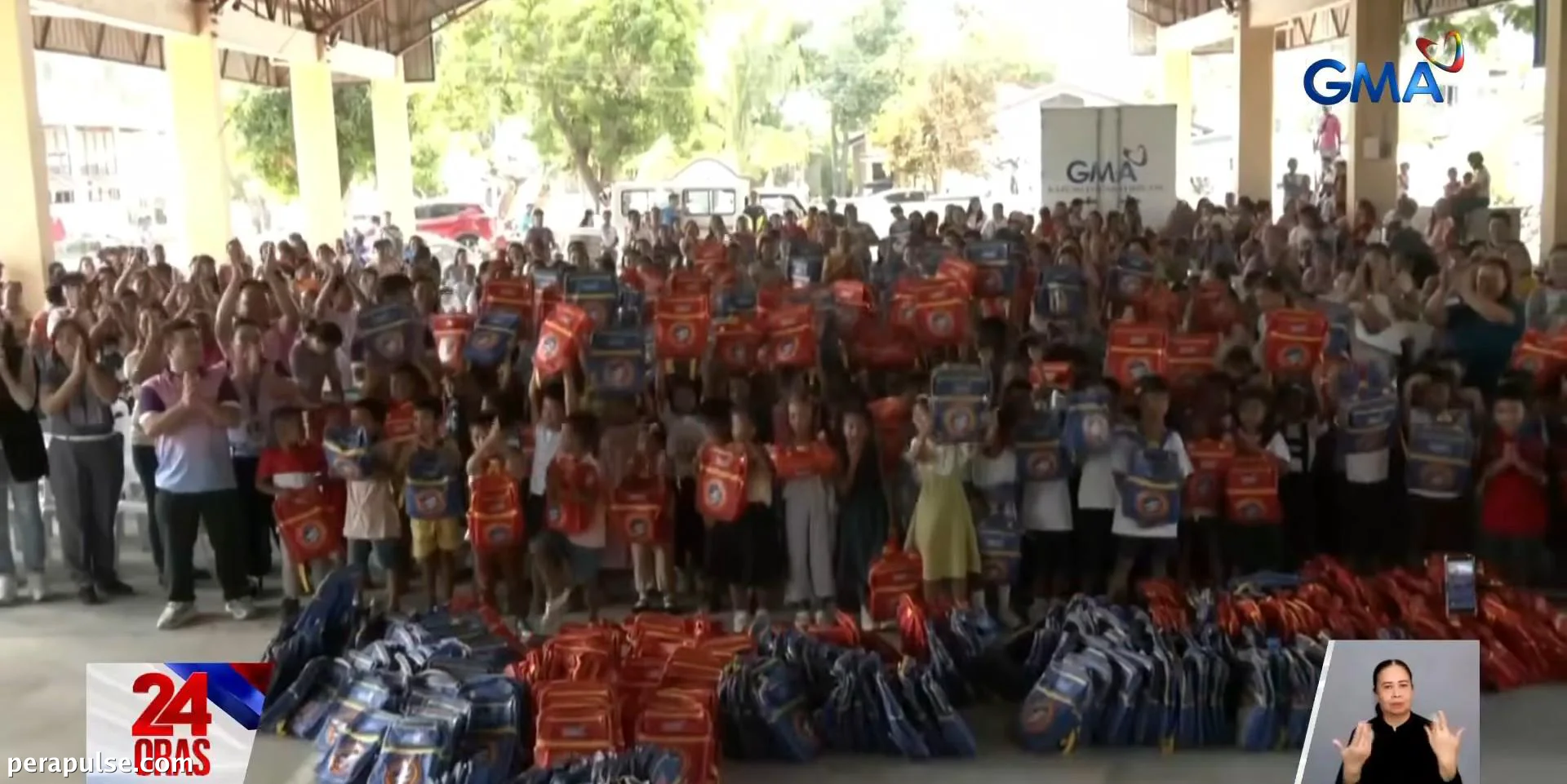 Sinusuportahan ng GMA Kapuso Foundation ang Halos 15,000 Estudyante sa mga Kagamitan sa Paaralan