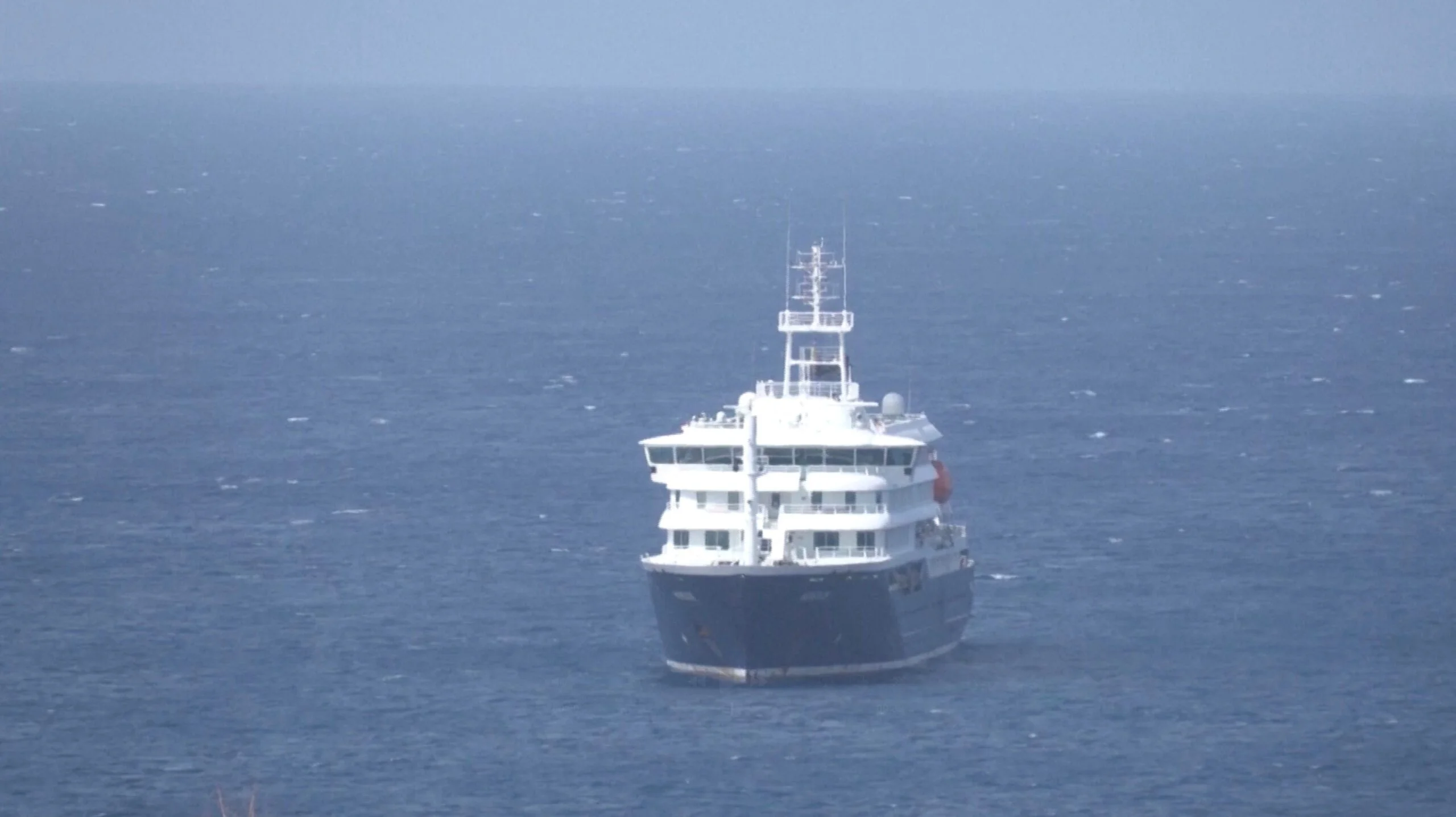 Paglaganap ng Hantavirus Nag-iwan ng mga Pasahero sa MV Hondius Cruise Ship