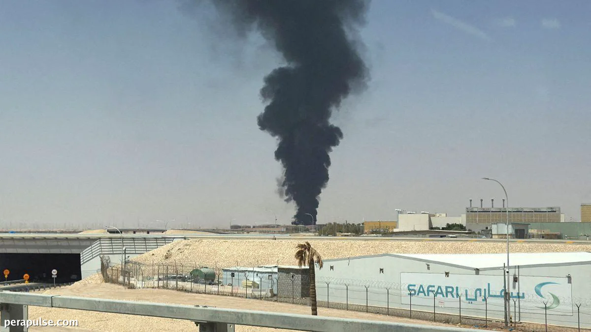 Houthis Launch Attacks on Riyadh After Flames Erupt Near Airport
