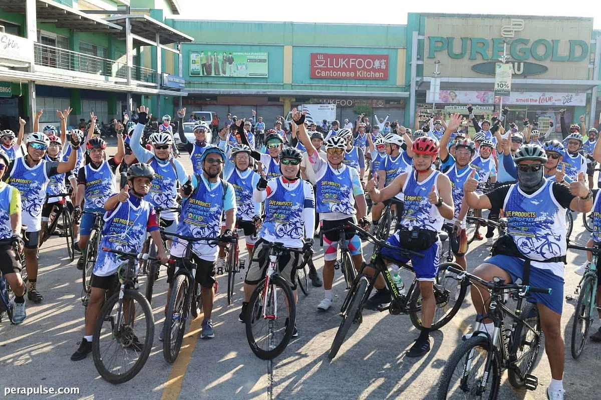 Hundreds of Cyclists Celebrate Consumer Rights at Mabalacat Bike Parade