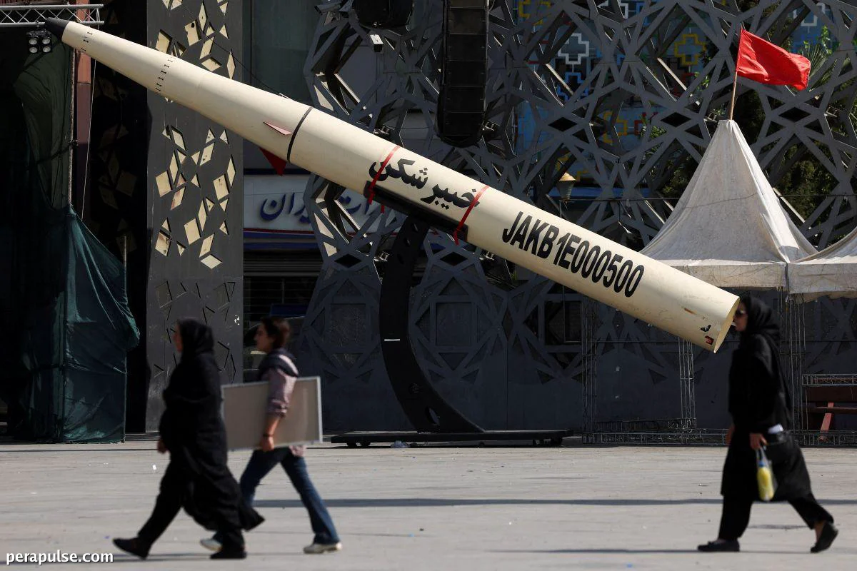 Iran Expands Attacks on Gulf States, Claims Closure of Strait of Hormuz Amid US Strikes