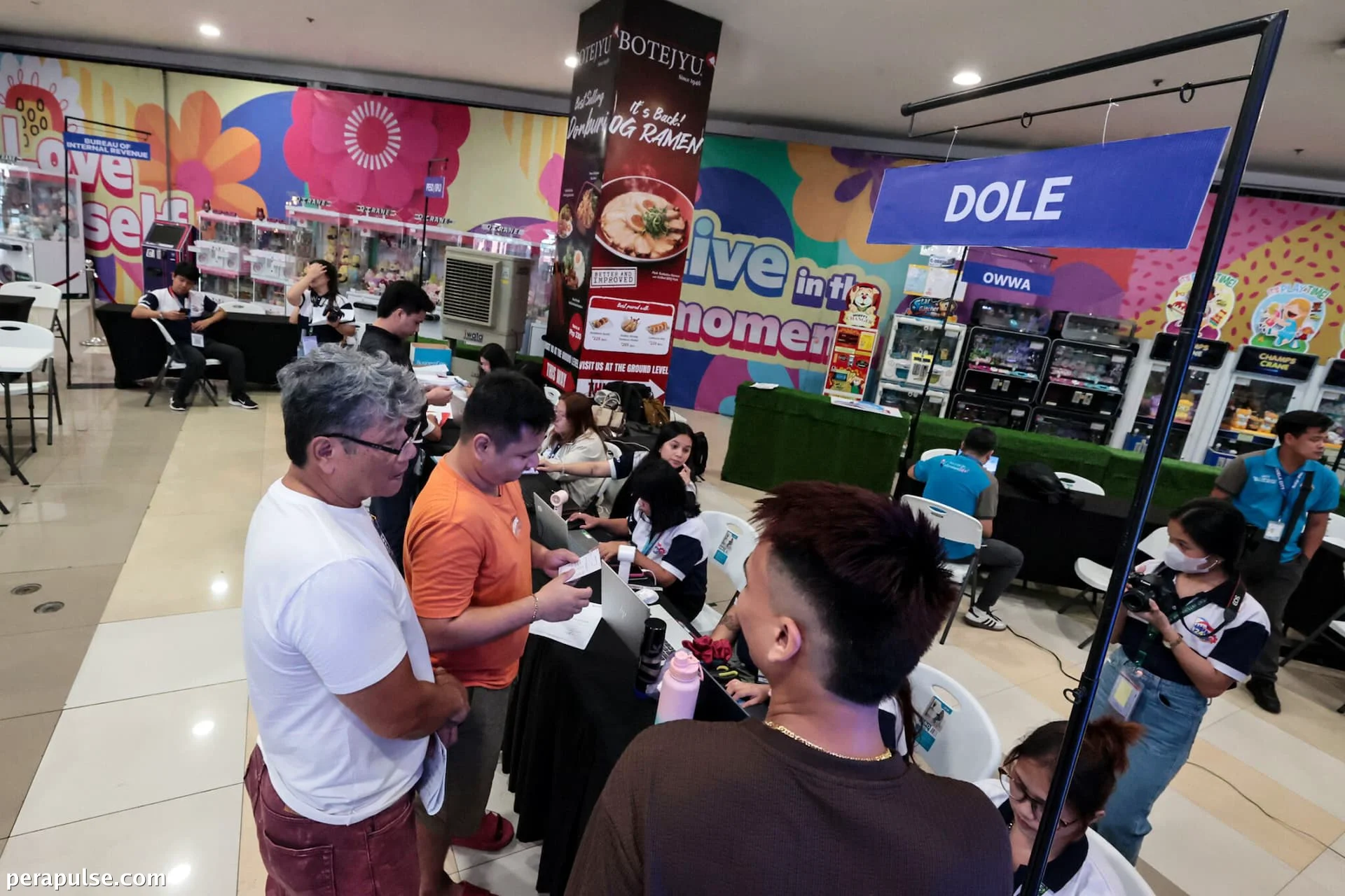 Jobless Filipinos Increase to 2.5 Million in May 2026