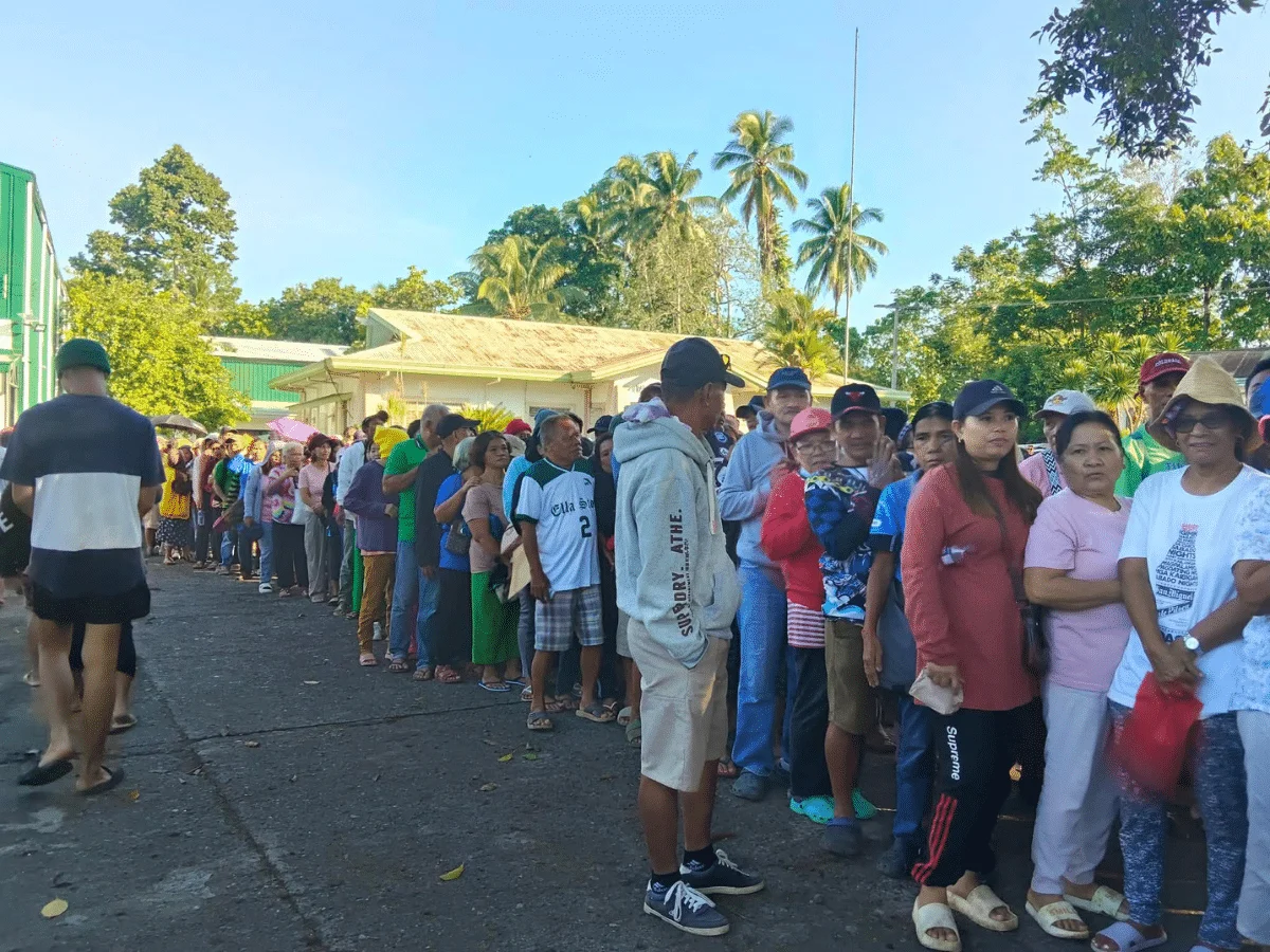 Long Queues for Affordable NFA Rice in Cotabato Draw Residents
