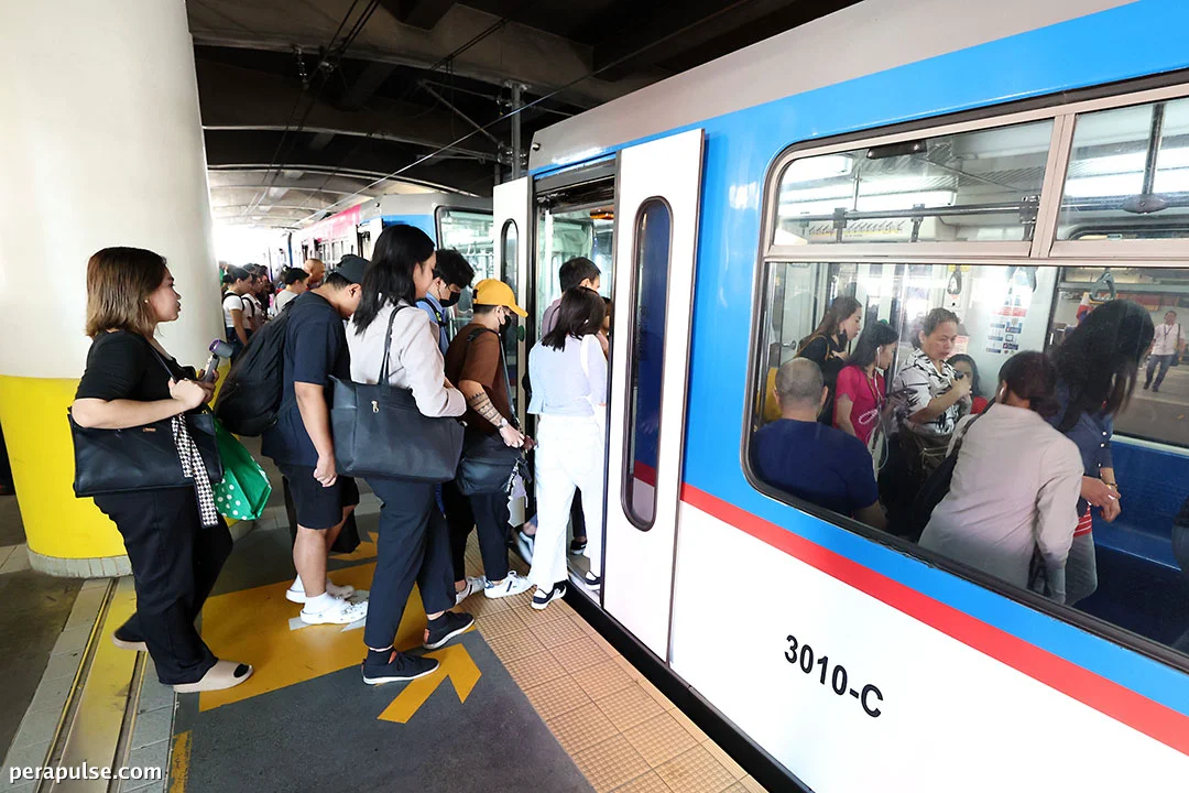 LRT-2 at MRT-3 Mga Kontrata sa Operasyon at Pagpapanatili sa Pagsusuri