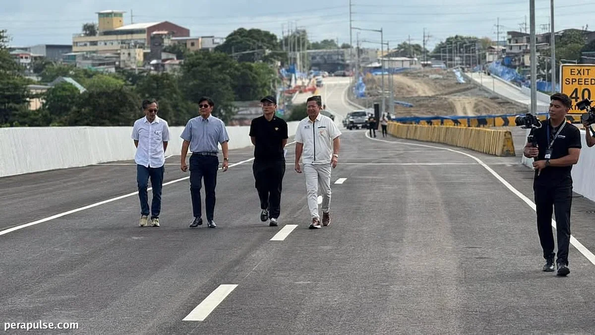 Marcos Inaugurates NLEX C-5 Northlink Section to Enhance Traffic Flow