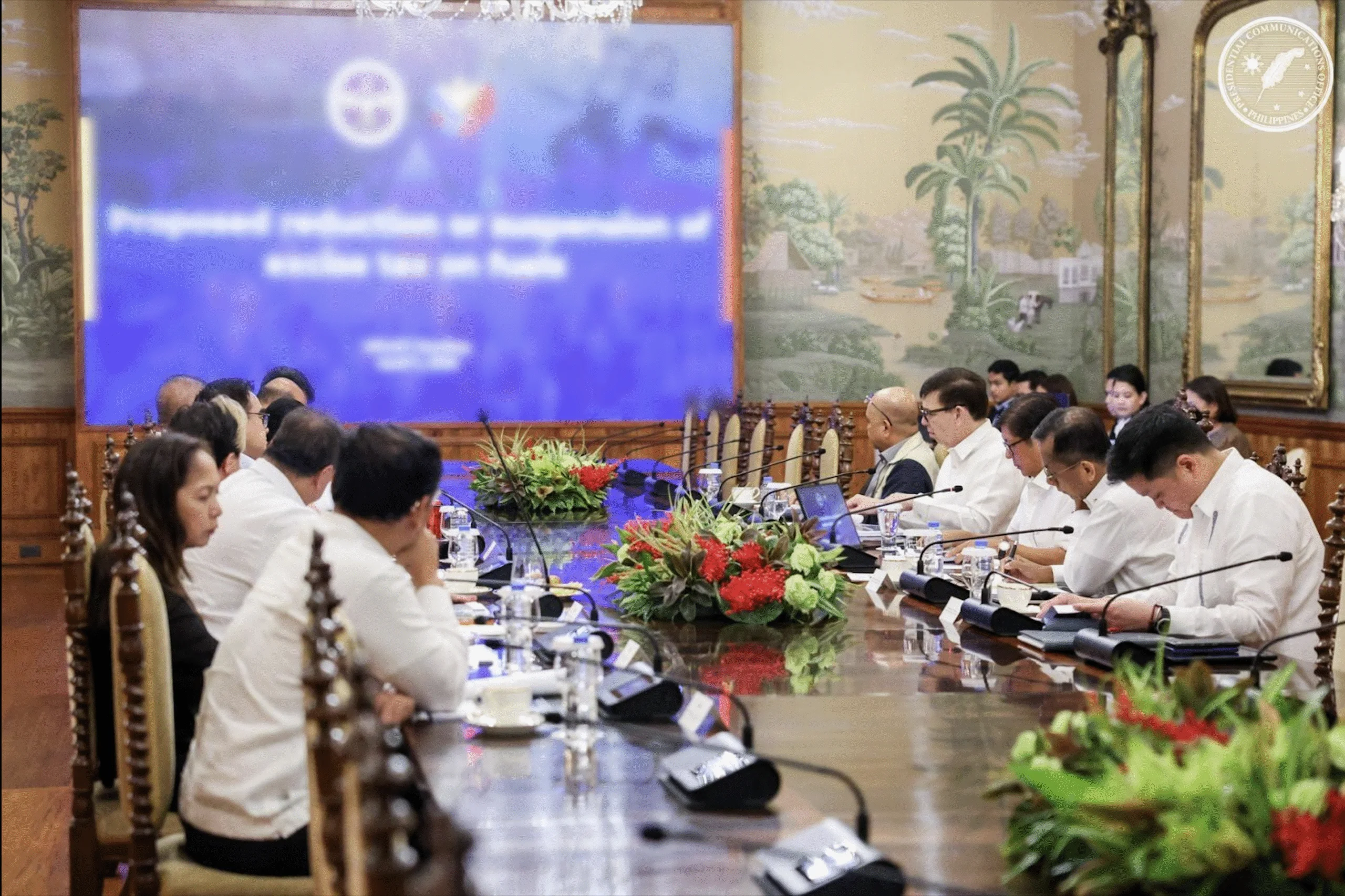 Pinaikli ni Marcos ang Mga Pulong Tungkol sa Krisis sa Langis sa Bawat Dalawang Linggo sa Gitna ng Patuloy na Konflikto sa Gitnang Silangan