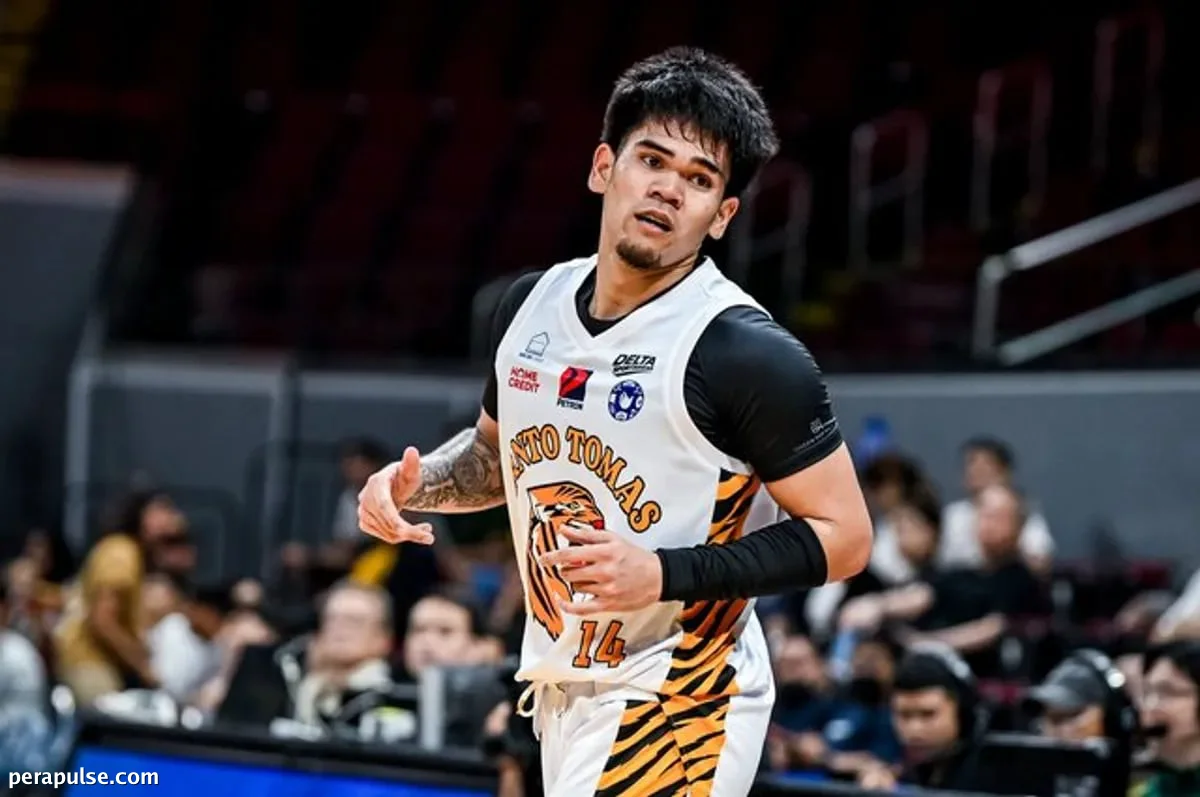Mark Llemit Shines as UST's Star in UAAP Showdown