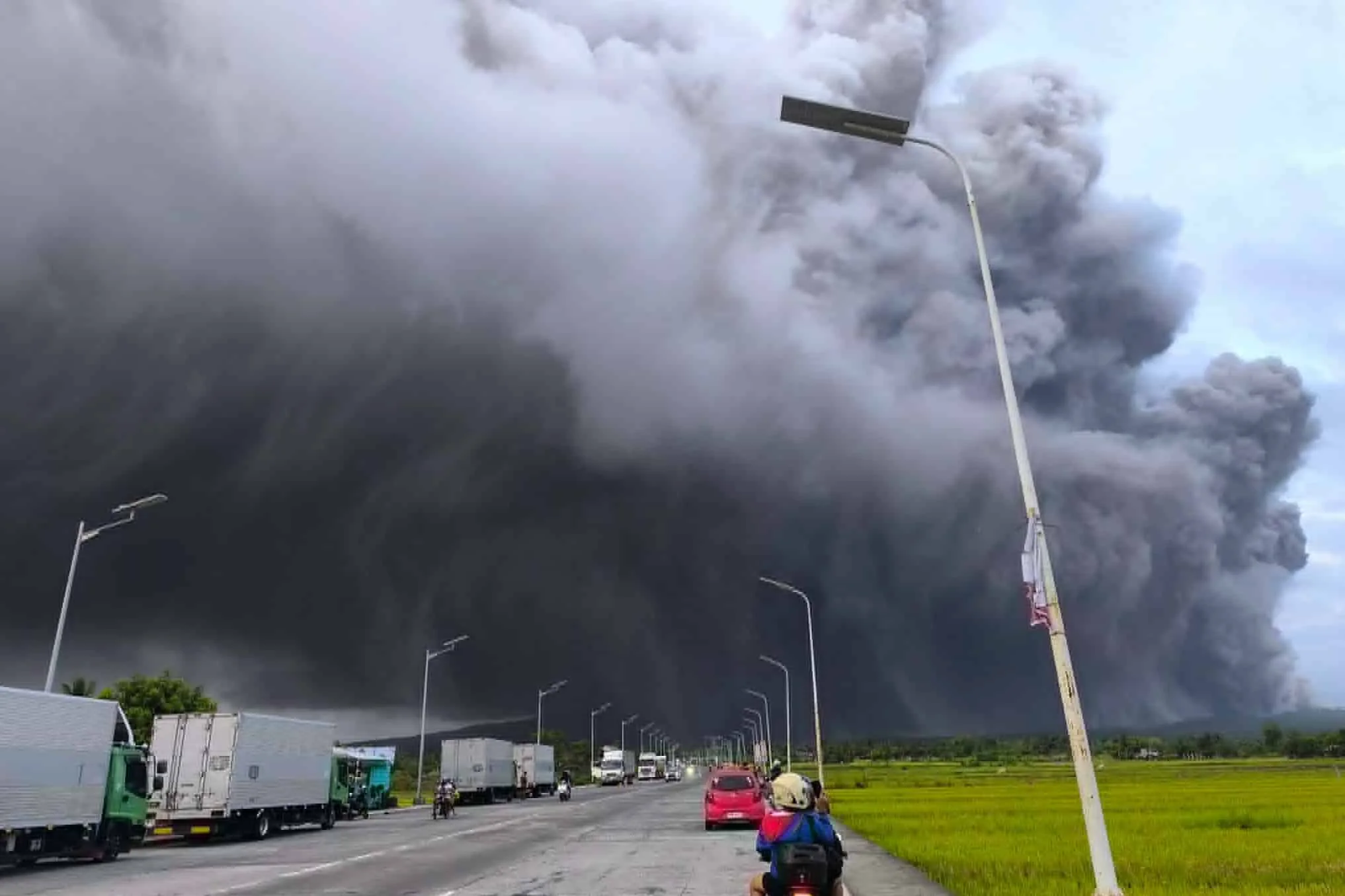 Mayon Volcano's Ashfall Affects Over 8,500 Hectares, Reports PhilSA