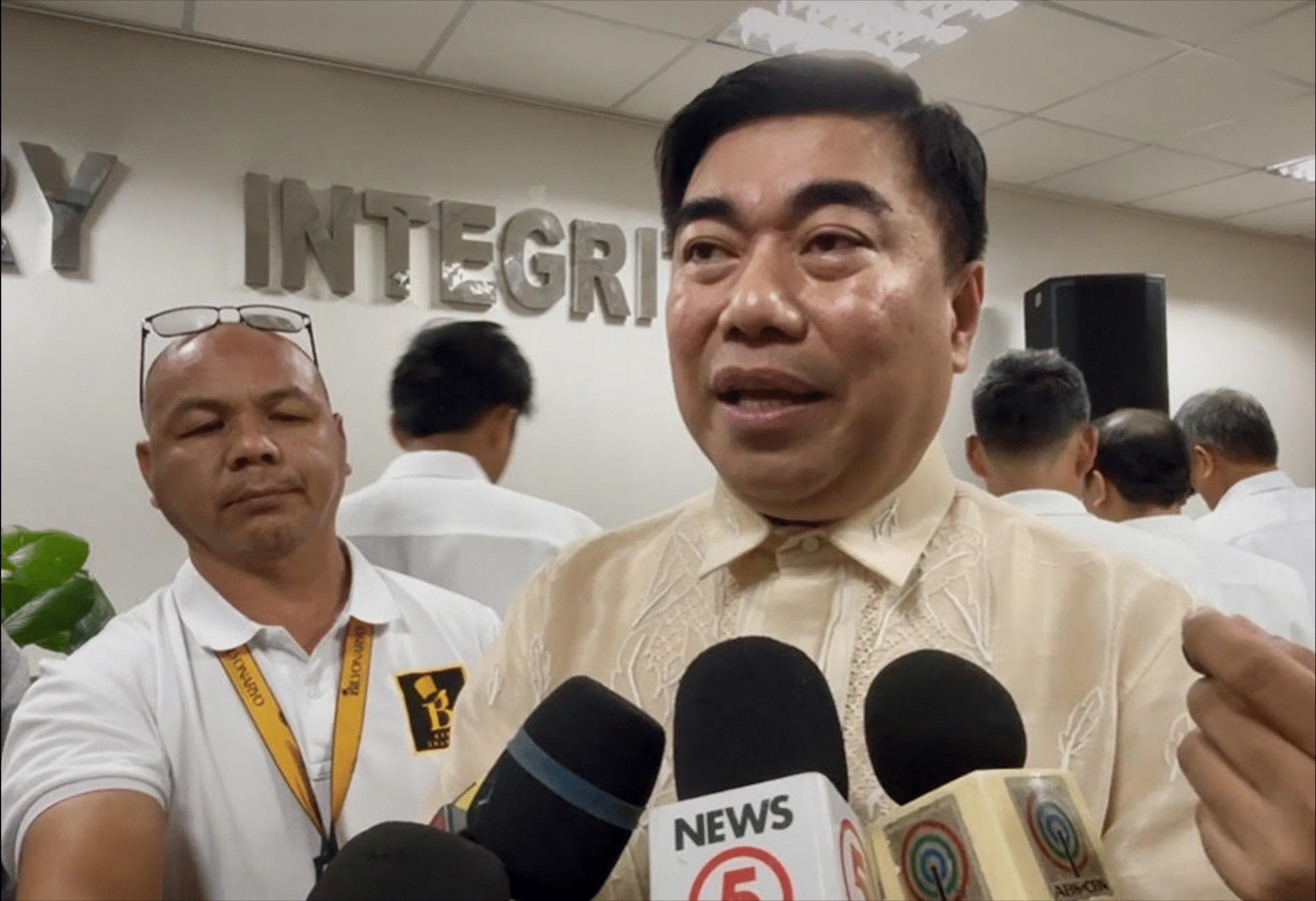 NBI Sinisiyasat si CJ Hirro ng PGMN sa mga Alegasyon ng Extortion kay Romualdez