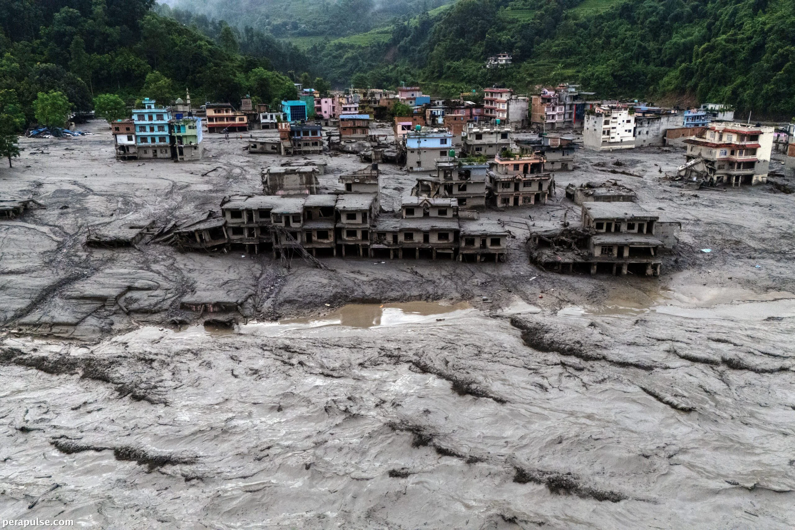 Nepal and Philippines Face Severe Climate Impacts Despite Low Emissions