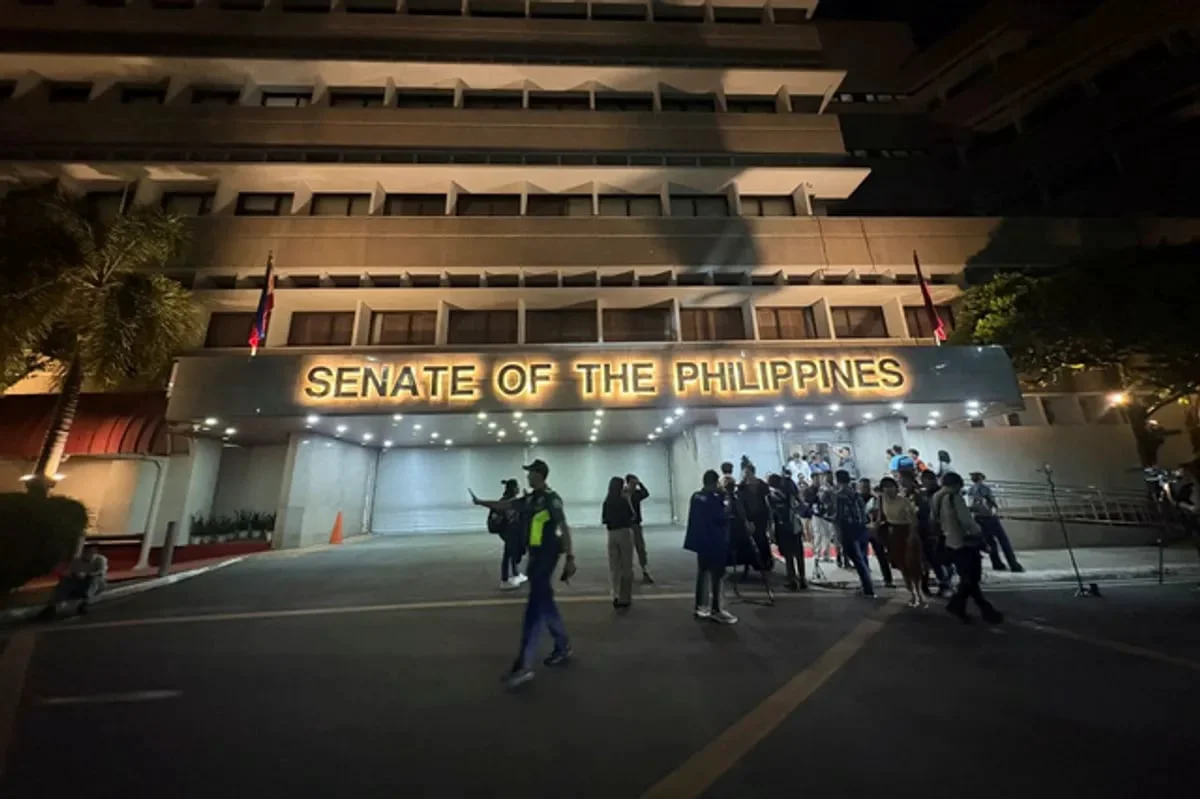 Sinuspinde ng Ombudsman ang Ulo ng Seguridad ng Senado na si Mao Aplasca sa Gitna ng Imbestigasyon