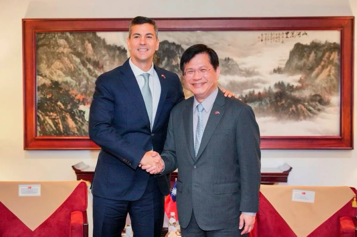 Bumisita ang Pangulo ng Paraguay sa Taiwan sa Gitna ng Tumataas na Presyur mula sa Tsina