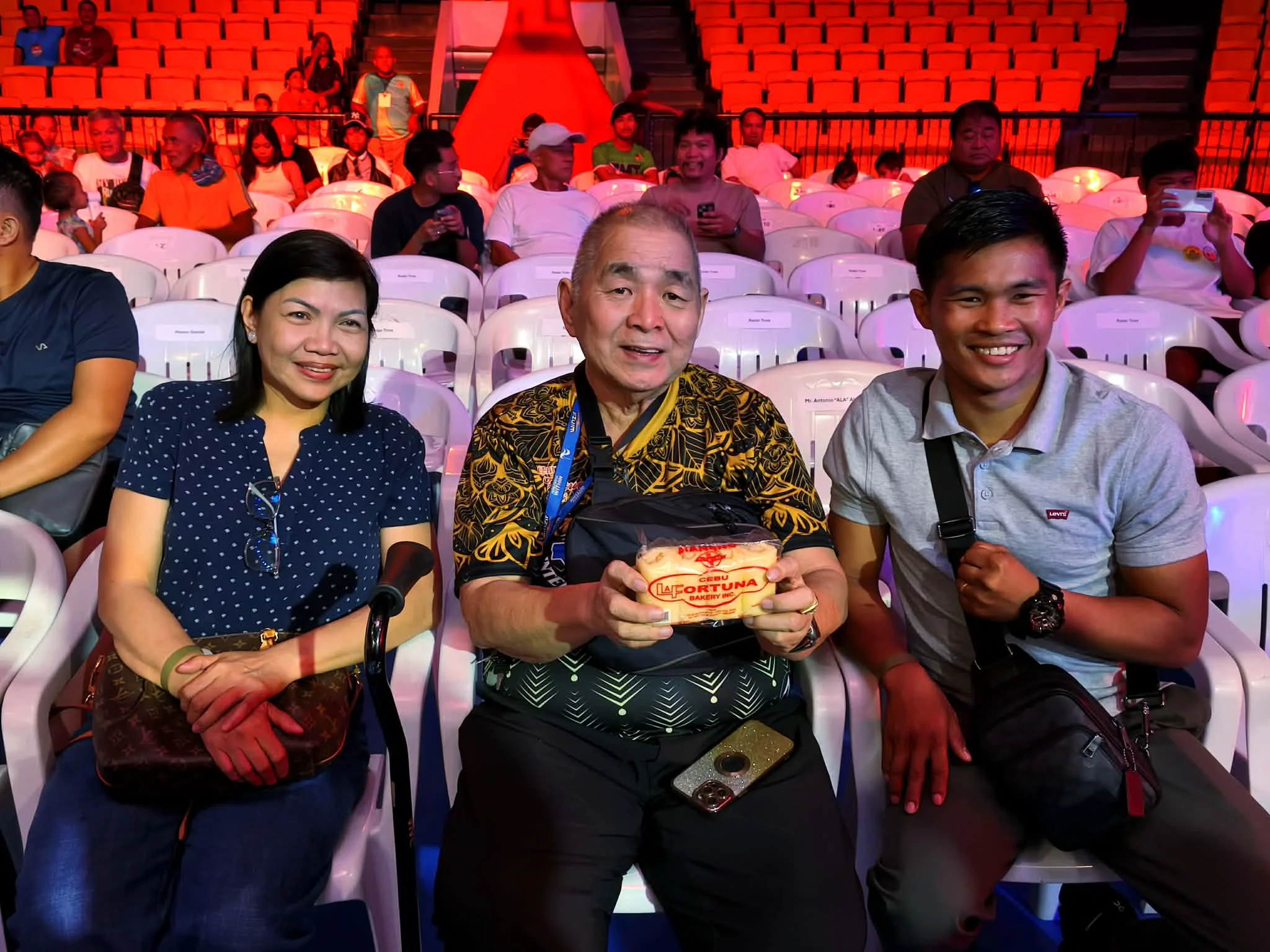 Pedro Taduran Nakatutok sa Unification Bout kasama si Oscar Collazo sa Pacquiao-Mayweather Undercard