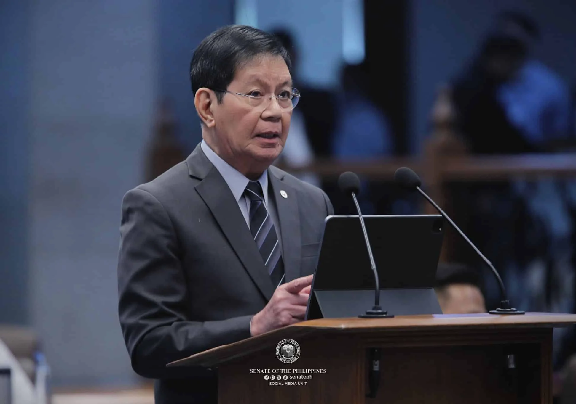 Pinaghahandaan ni Ping Lacson ang Ulat sa Imbestigasyon sa Kontrol ng Baha sa Gitna ng Patuloy na mga Imbestigasyon
