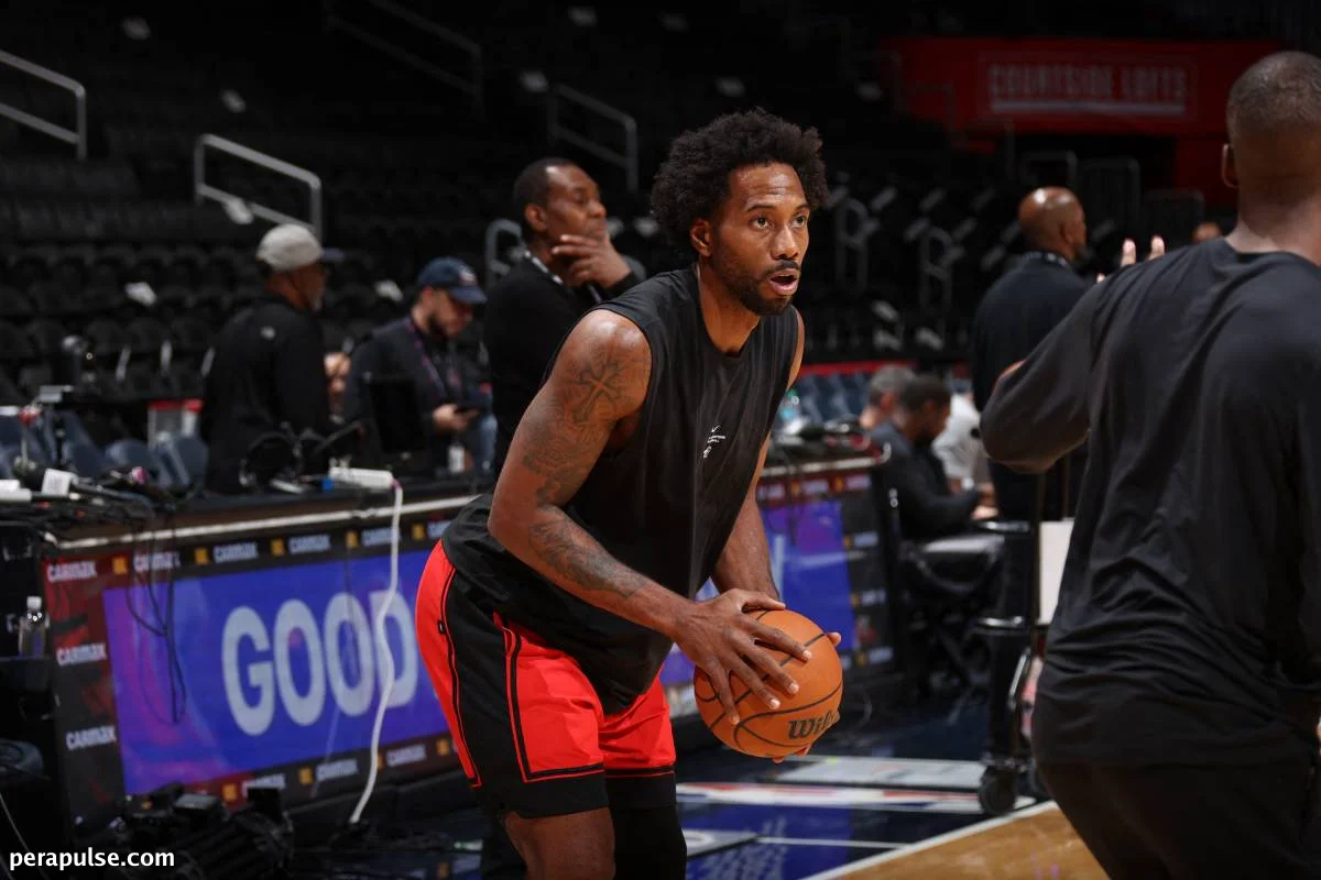 Raptors' Kawhi Leonard Out for a Week with Knee Swelling
