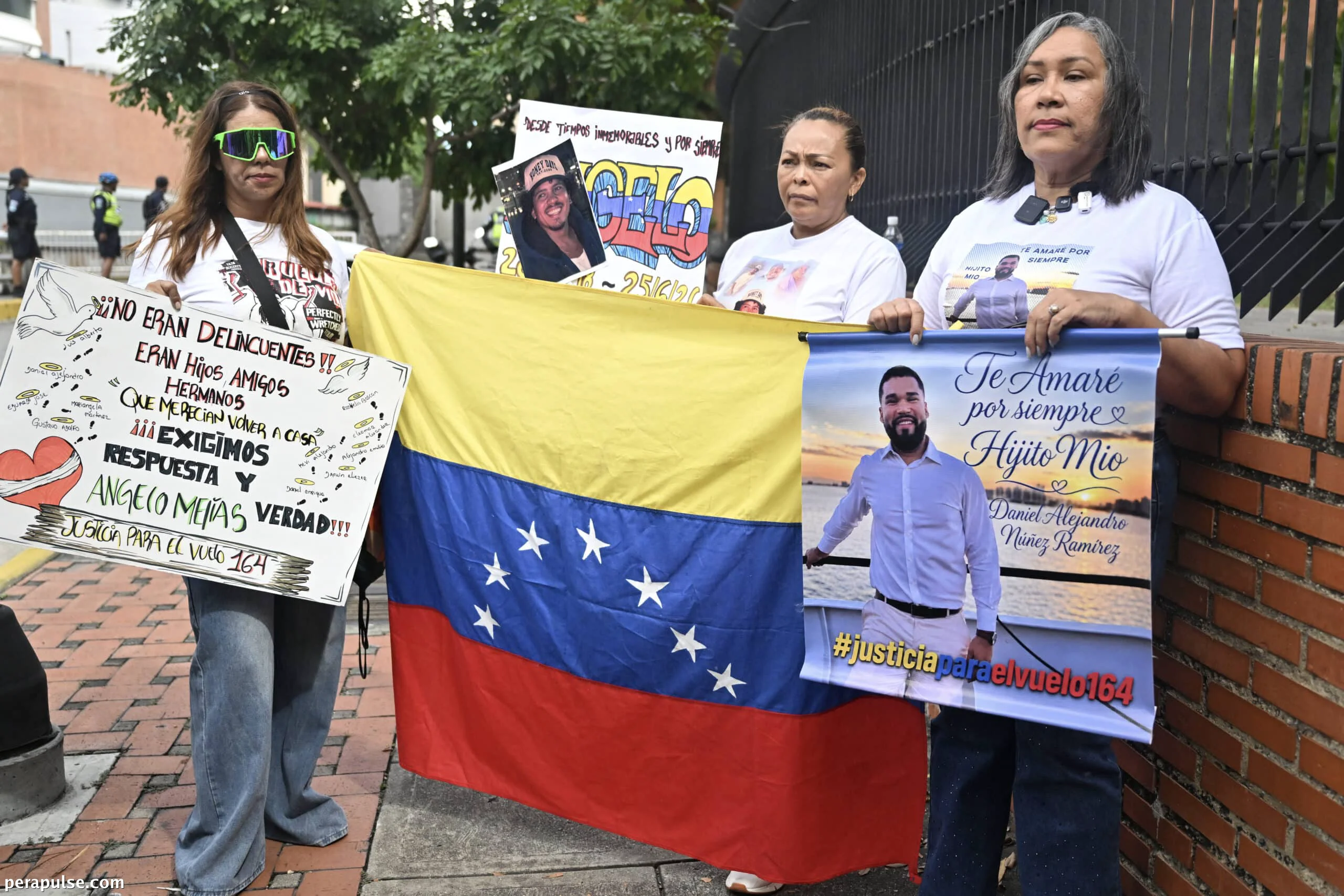 Mga Kamag-anak ng mga Venezuelan na Na-deport ay Humihingi ng Paumanhin Matapos ang Trahedya ng Lindol
