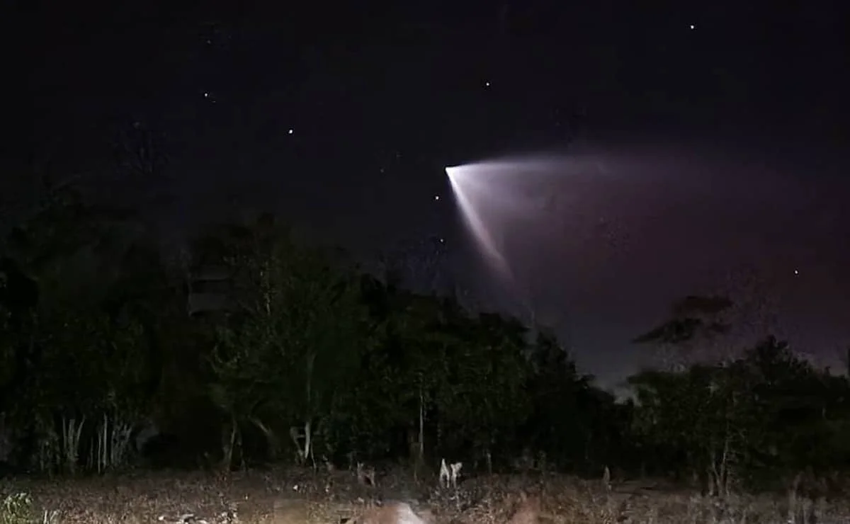 ‘Space Jellyfish’ Phenomenon Captivates Filipinos as Rocket Launch Lights Up Skies