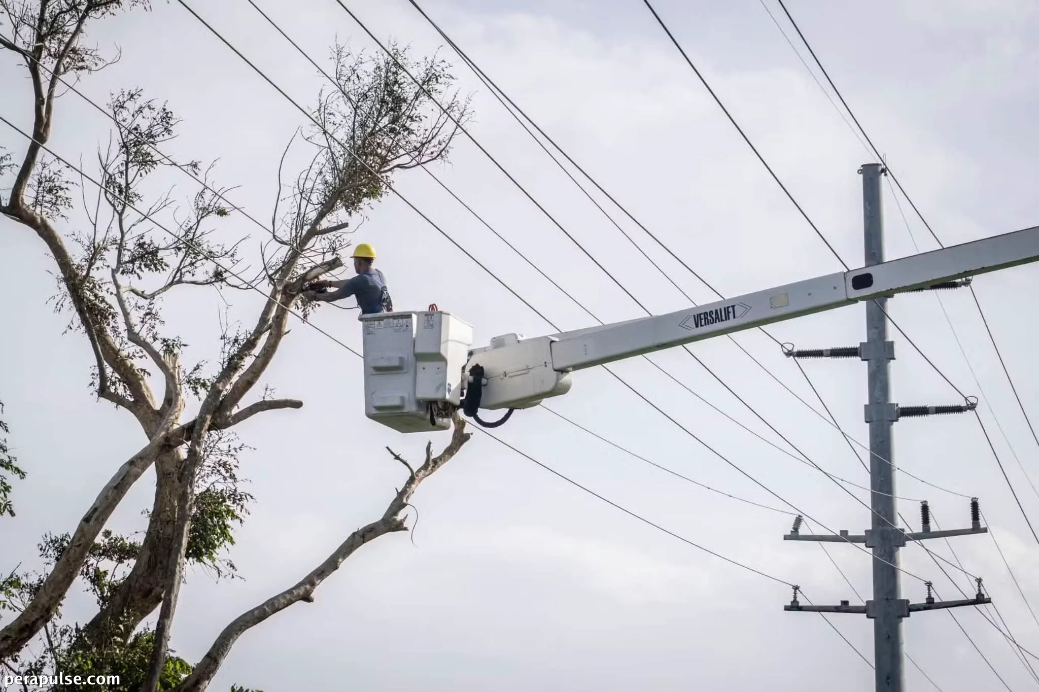 Super Typhoon Bavi Leaves Thousands Without Power in US Pacific Islands