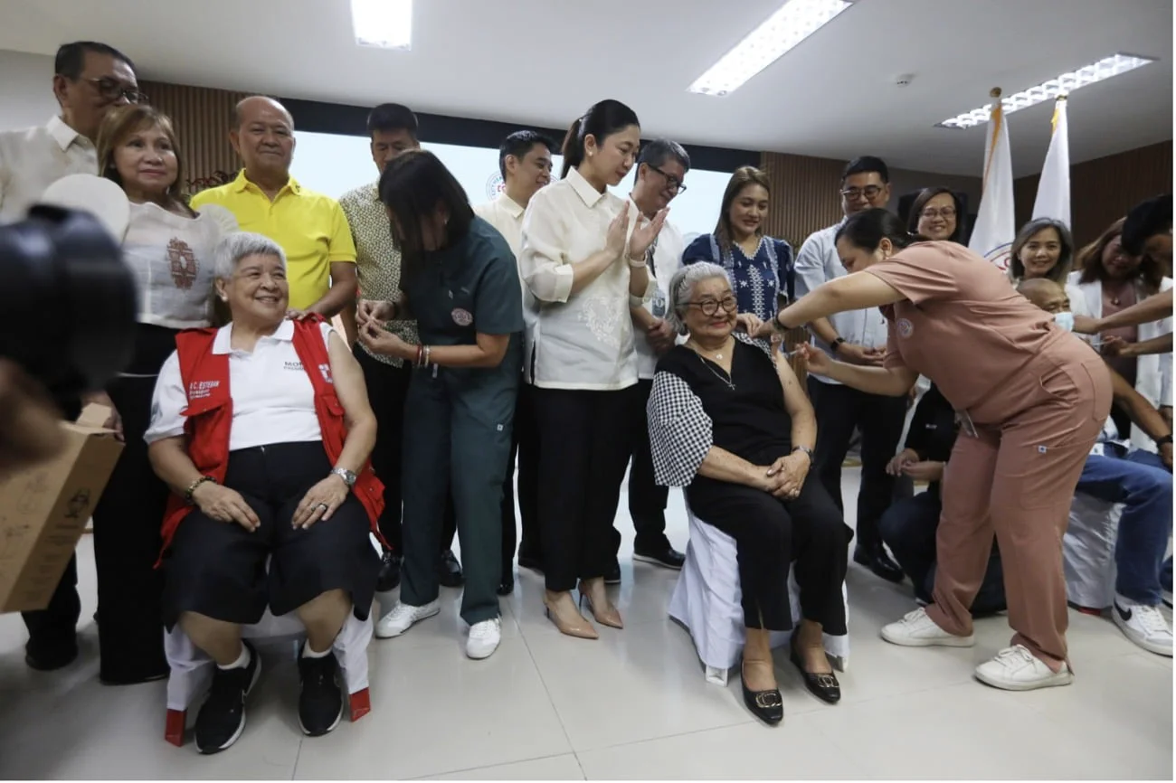 Nag-aalok ang Taguig ng Libreng Bakuna Laban sa Trangkaso sa 120,000 Nakatatanda Simula sa Linggong Ito