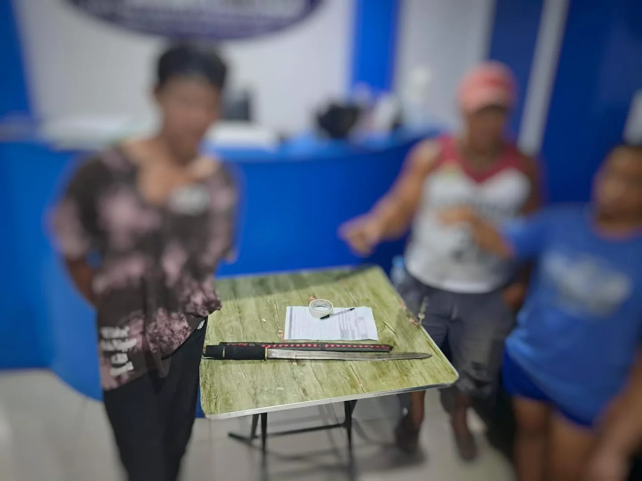 Nahuli ang Lalaki sa Talisay sa Pagdadala ng Espada at Pagtatakot sa mga Kapitbahay