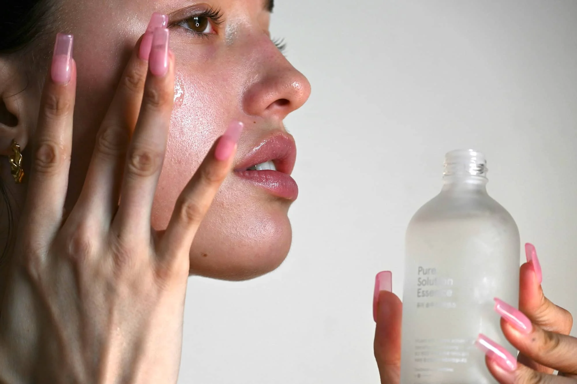 Baguhin ang Iyong Hitsura: Ang Mahahalagang Beauty Routine Bago ang Kaganapan