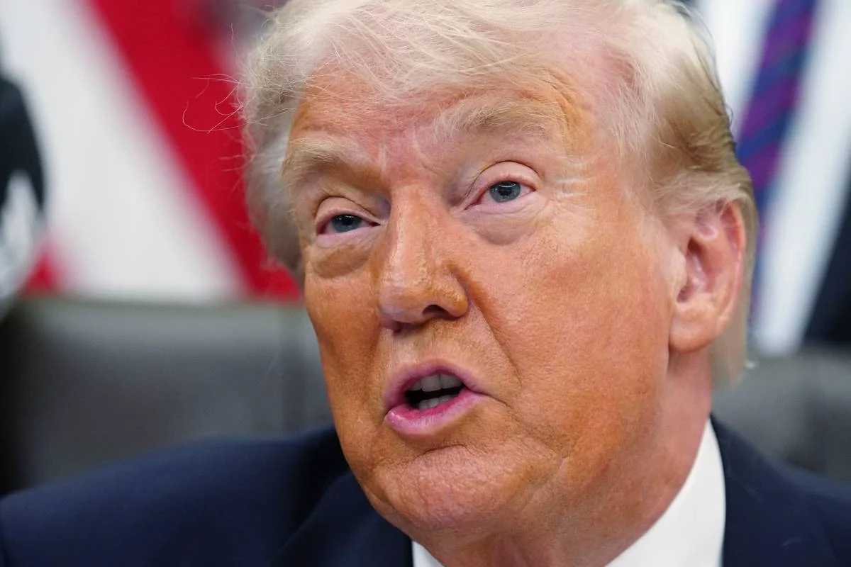 Bagong Estratehiya ni Trump sa Kontra-Terorismo Binabatikos ang Europa at mga Kaliwang Grupo