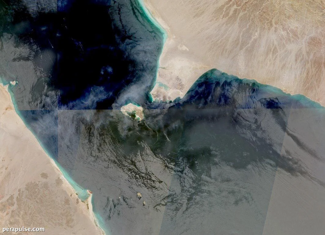 Dalawang Chinese Supertanker na Nagdadala ng Langis mula Saudi ang Lumabas mula sa Red Sea